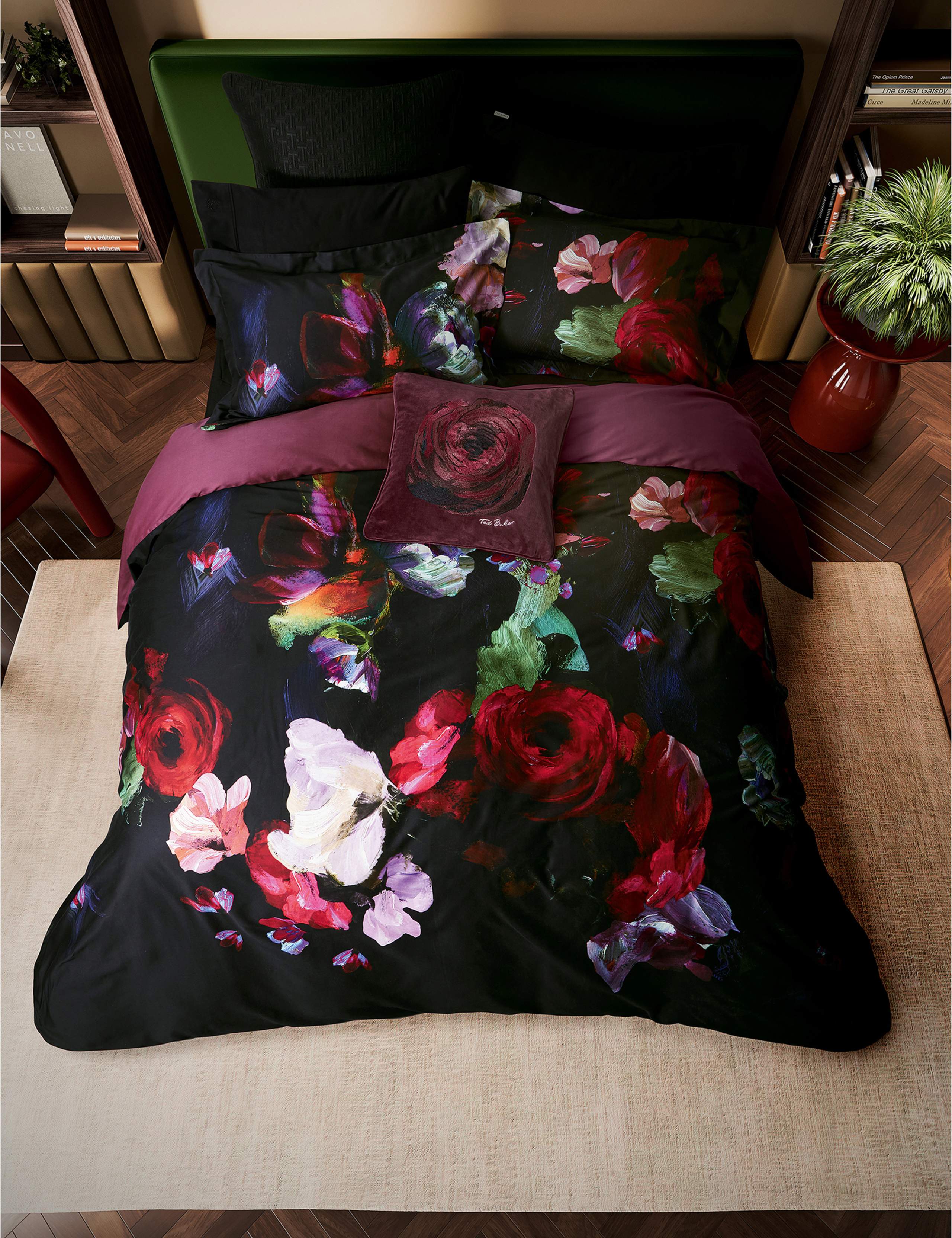 Pure Cotton Expressionist Floral Bedding Set 4 of 4