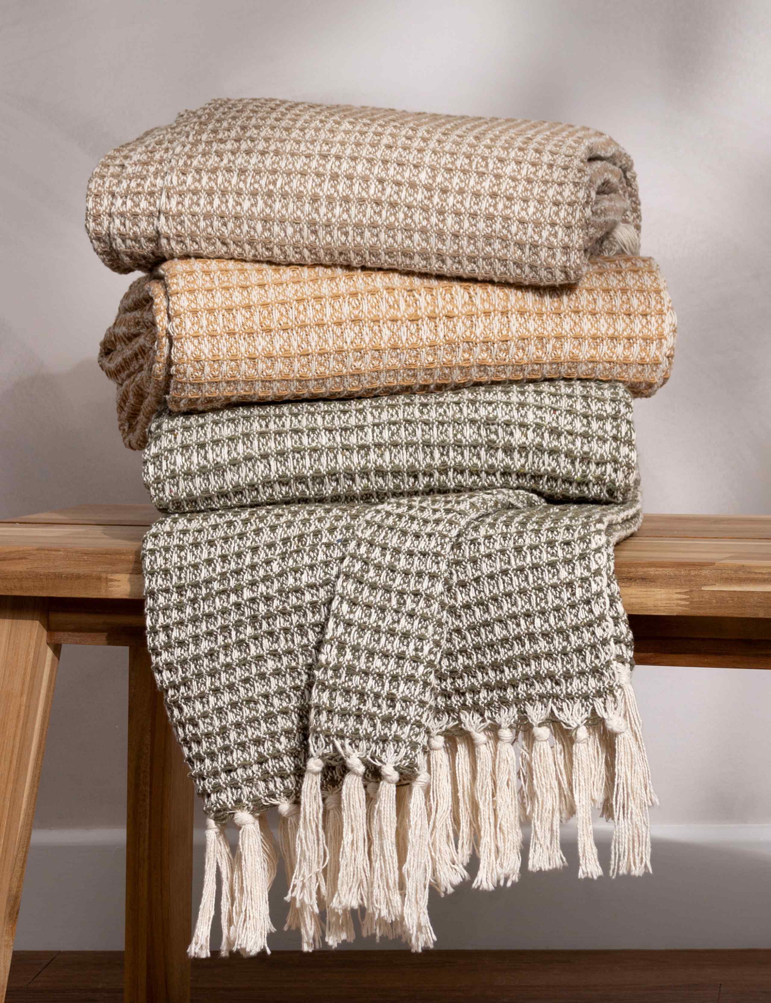 Pure Cotton Waffle Fringed Throw 3 of 4