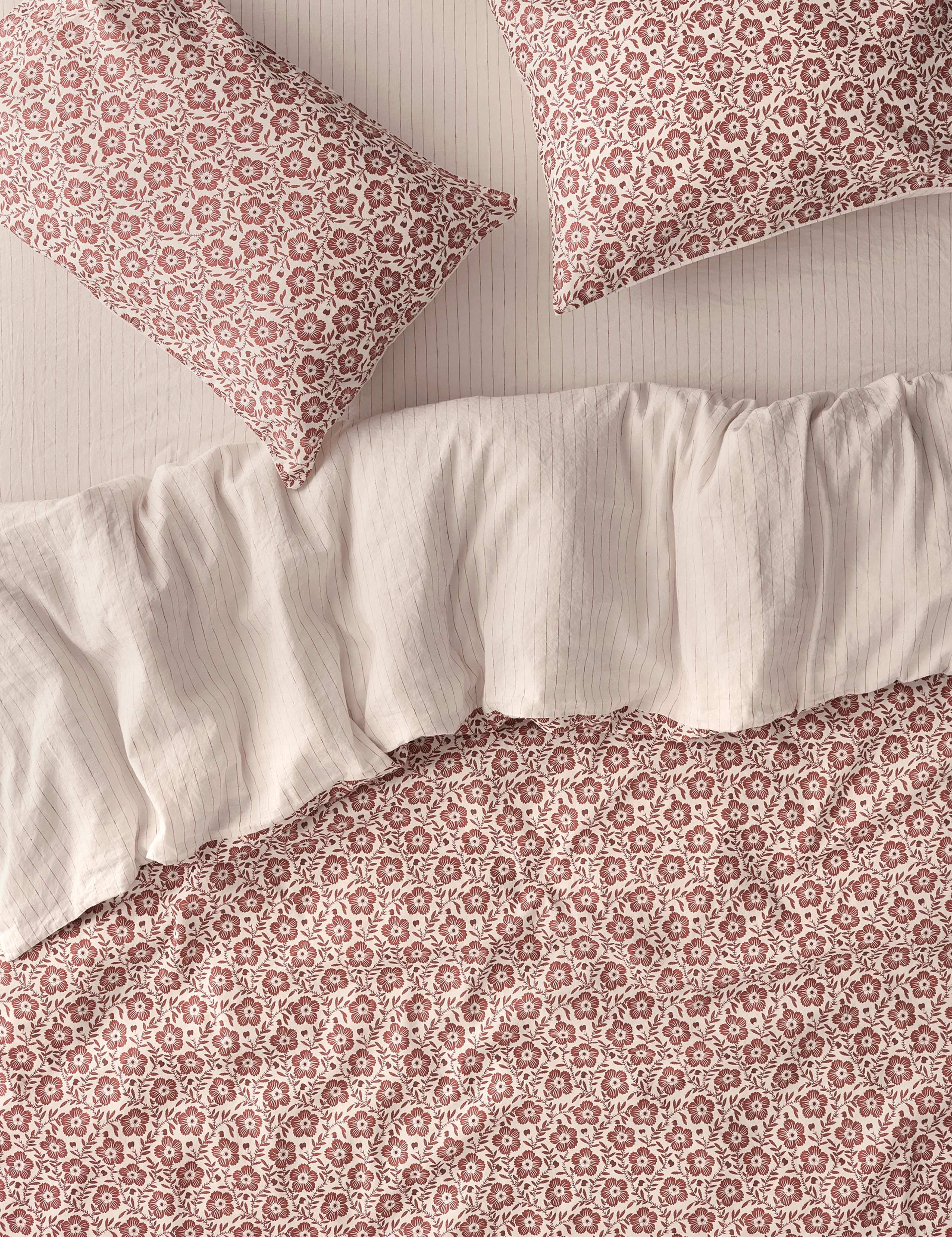 Rhubarb Folk Floral Linen Rich Duvet Cover 1 of 3