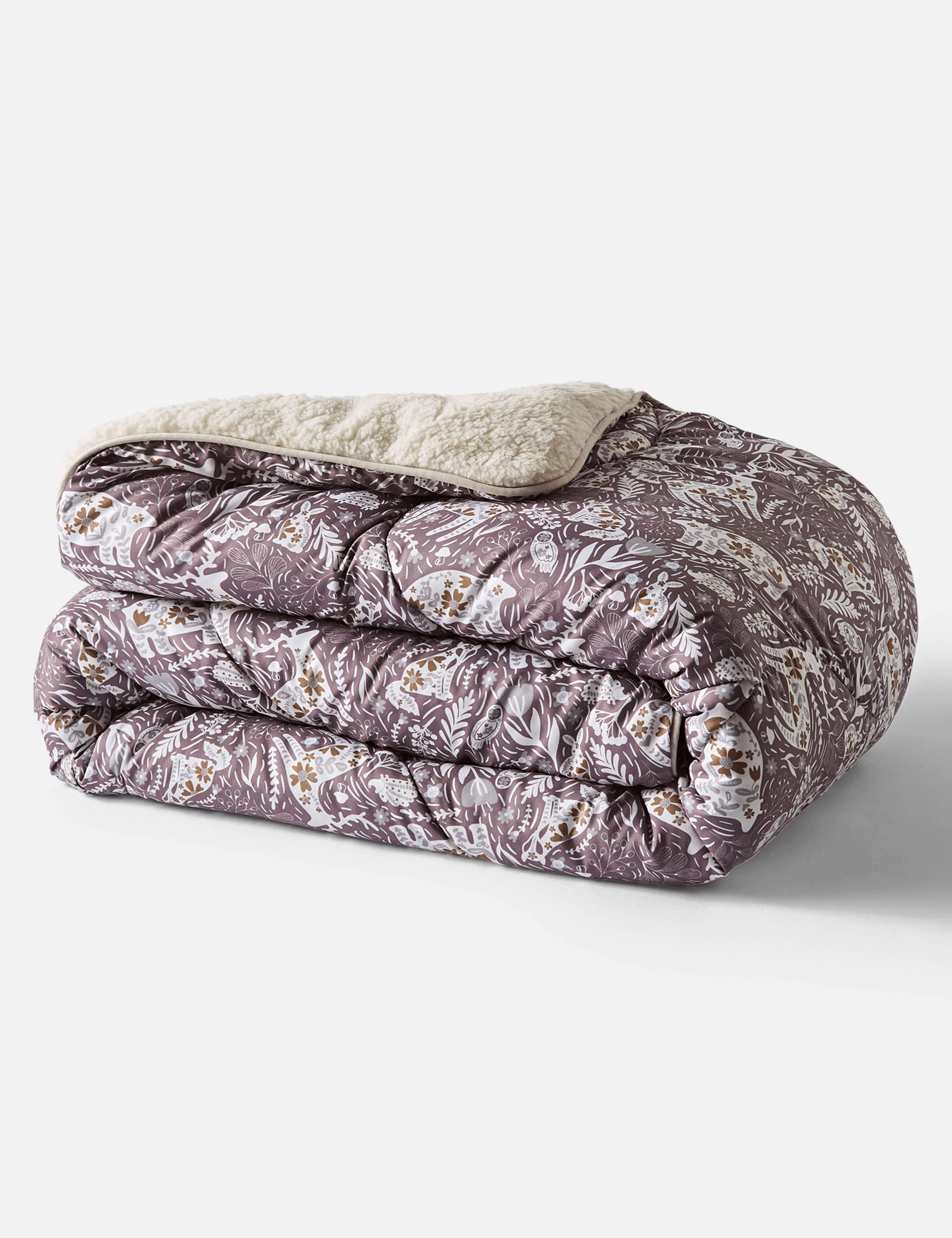 Woodland Creatures Sherpa Fleece 9 Tog Throw 3 of 3