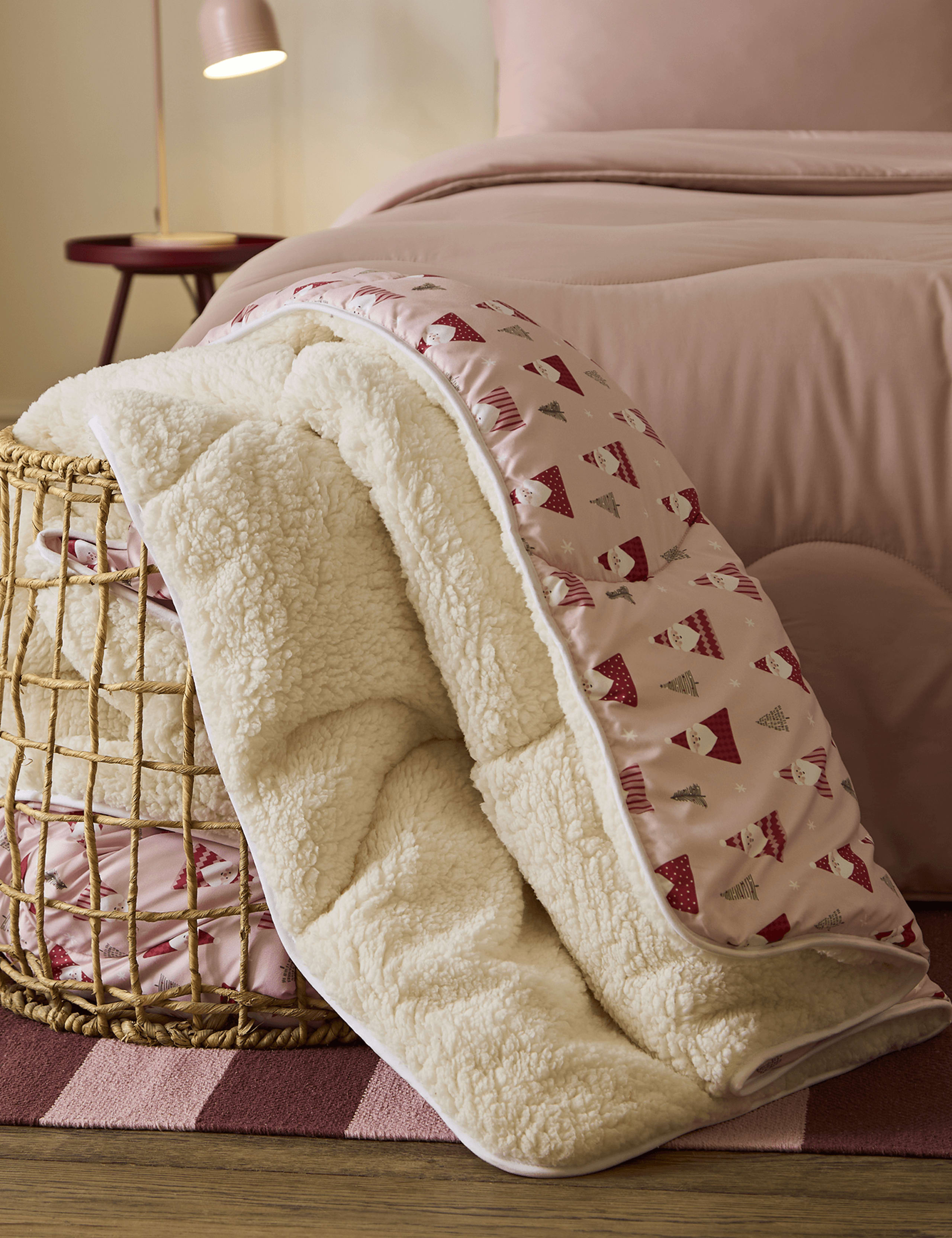 Pink Santa Sherpa Fleece 9 Tog Throw 1 of 3