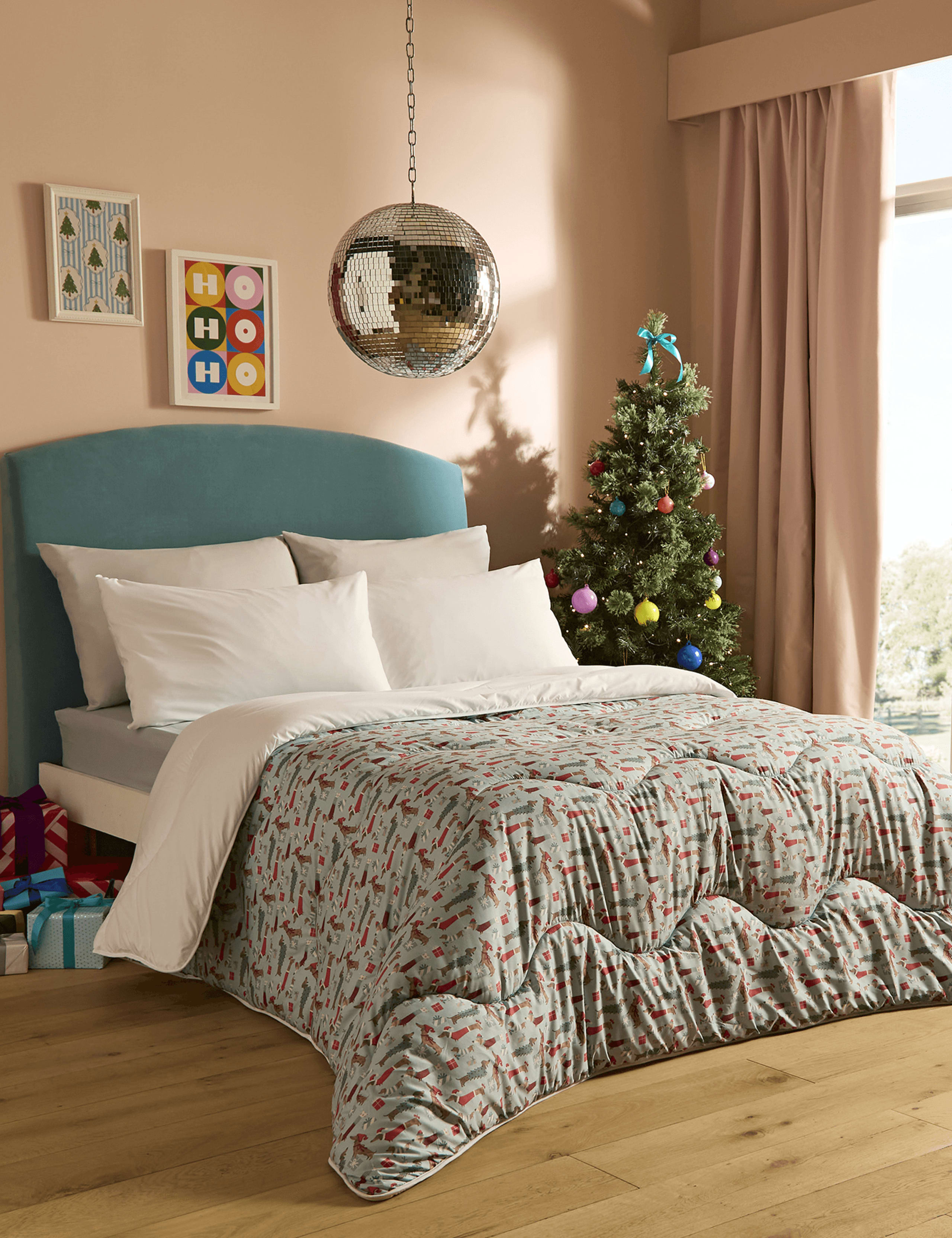 Dogs 10.5 Tog Coverless Duvet & Pillowcase Set 6 of 6