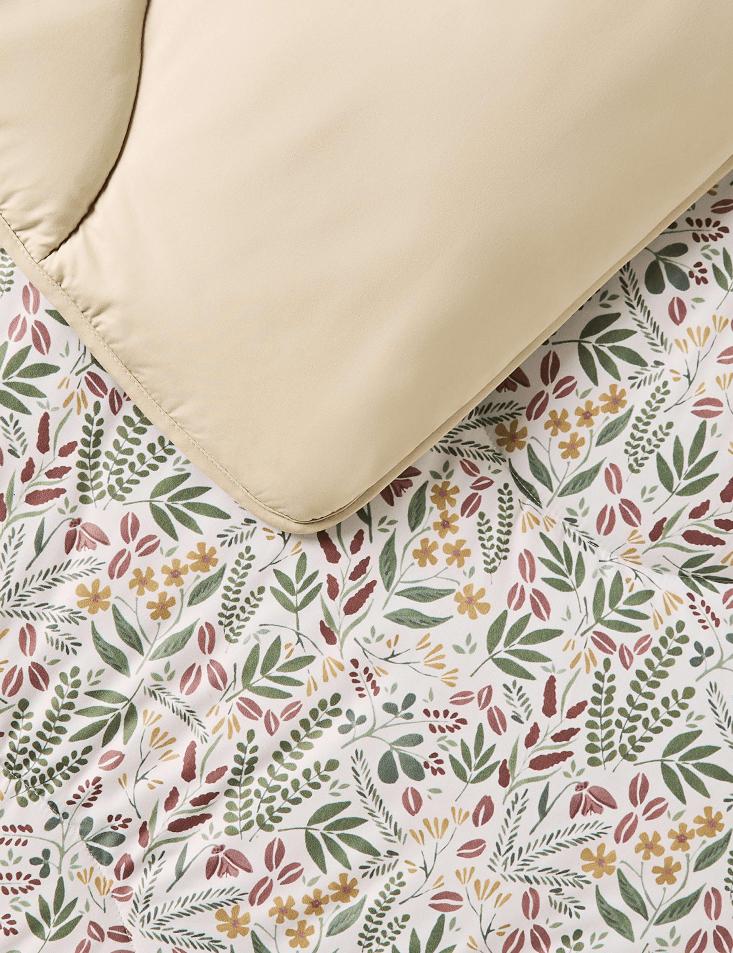 Nordic Leaf Floral 10.5 Tog Coverless Duvet Set 2 of 6