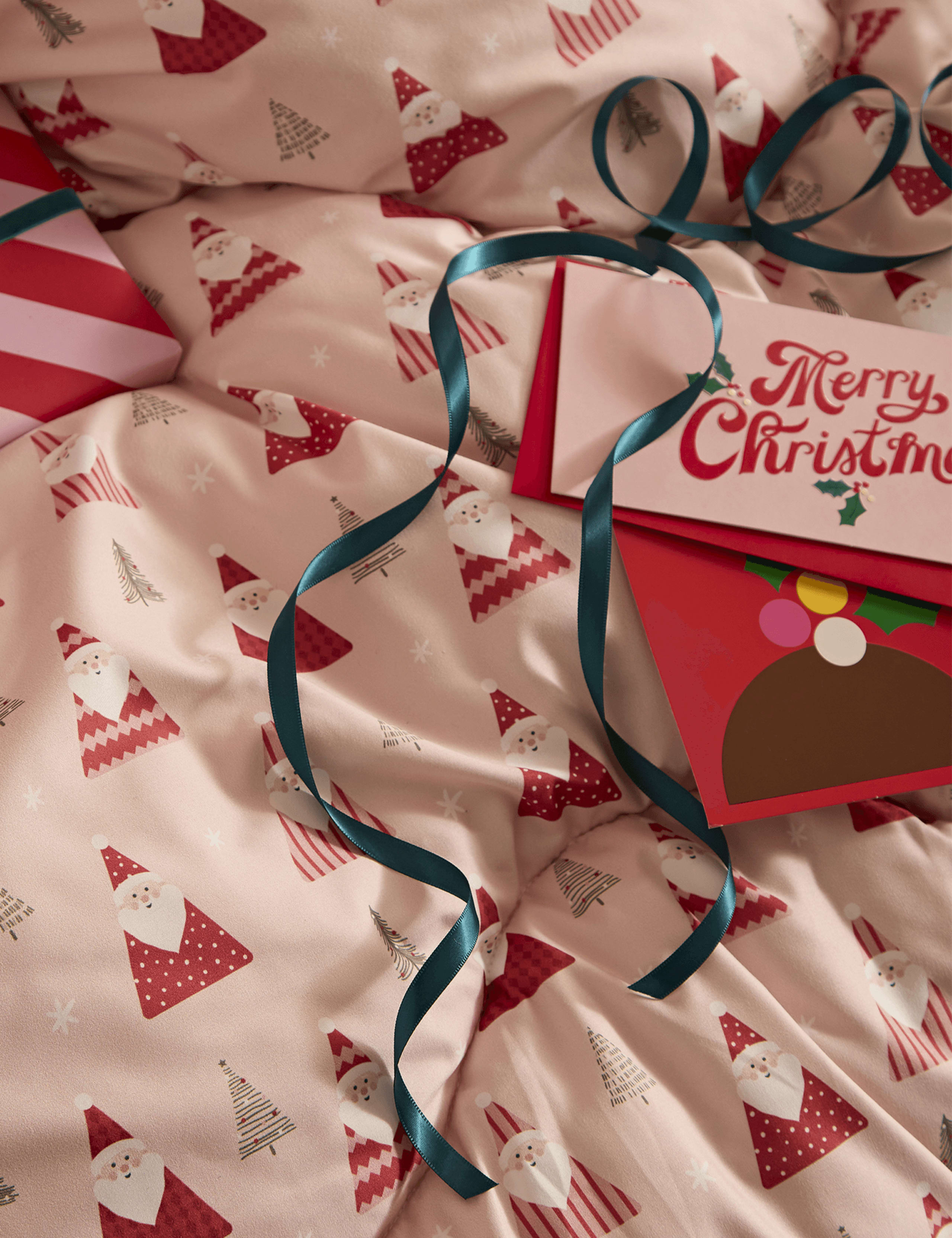 Santa Printed 10.5 Tog Coverless Duvet Set 2 of 6