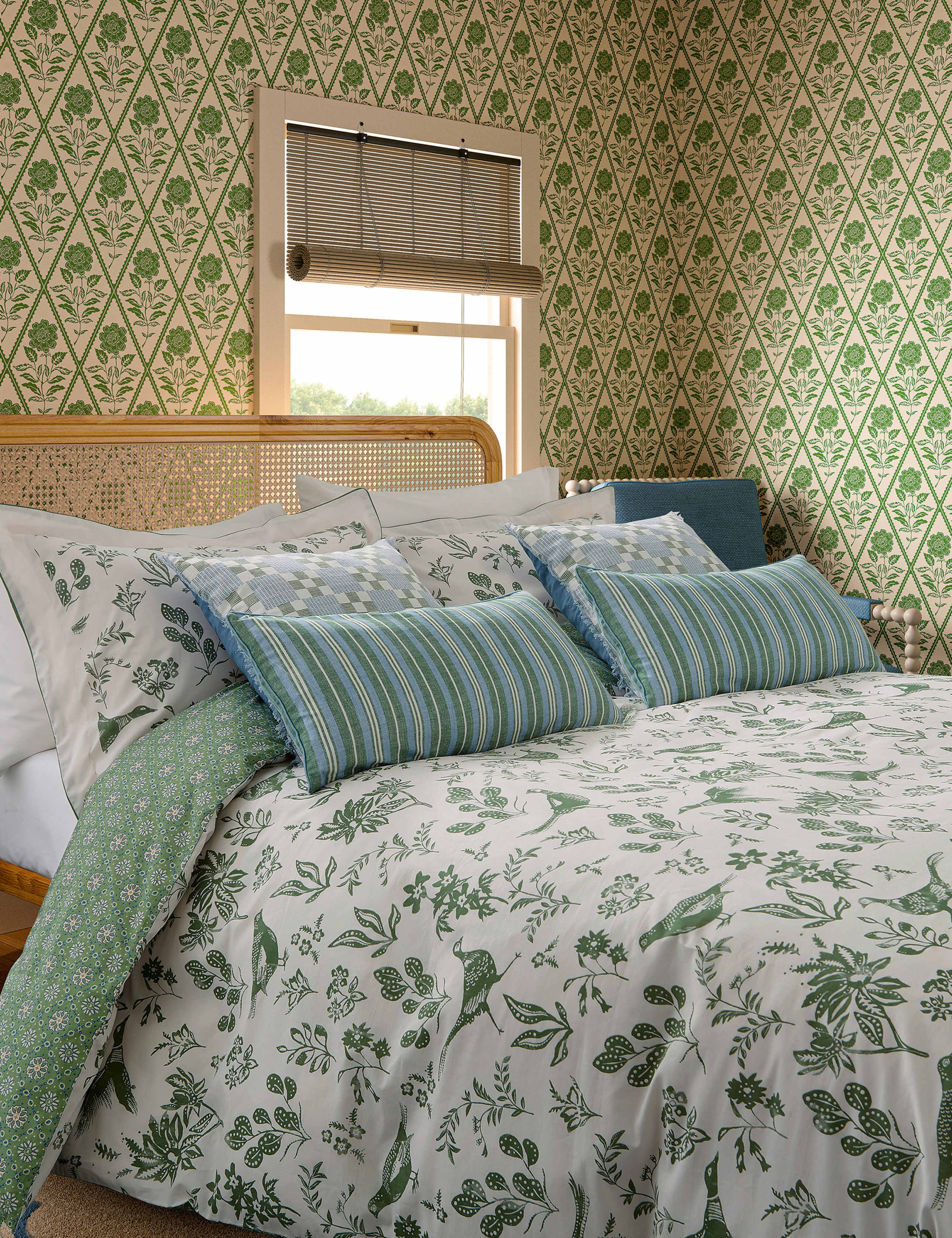 Pure Cotton Country Club Large Cushion 3 of 4