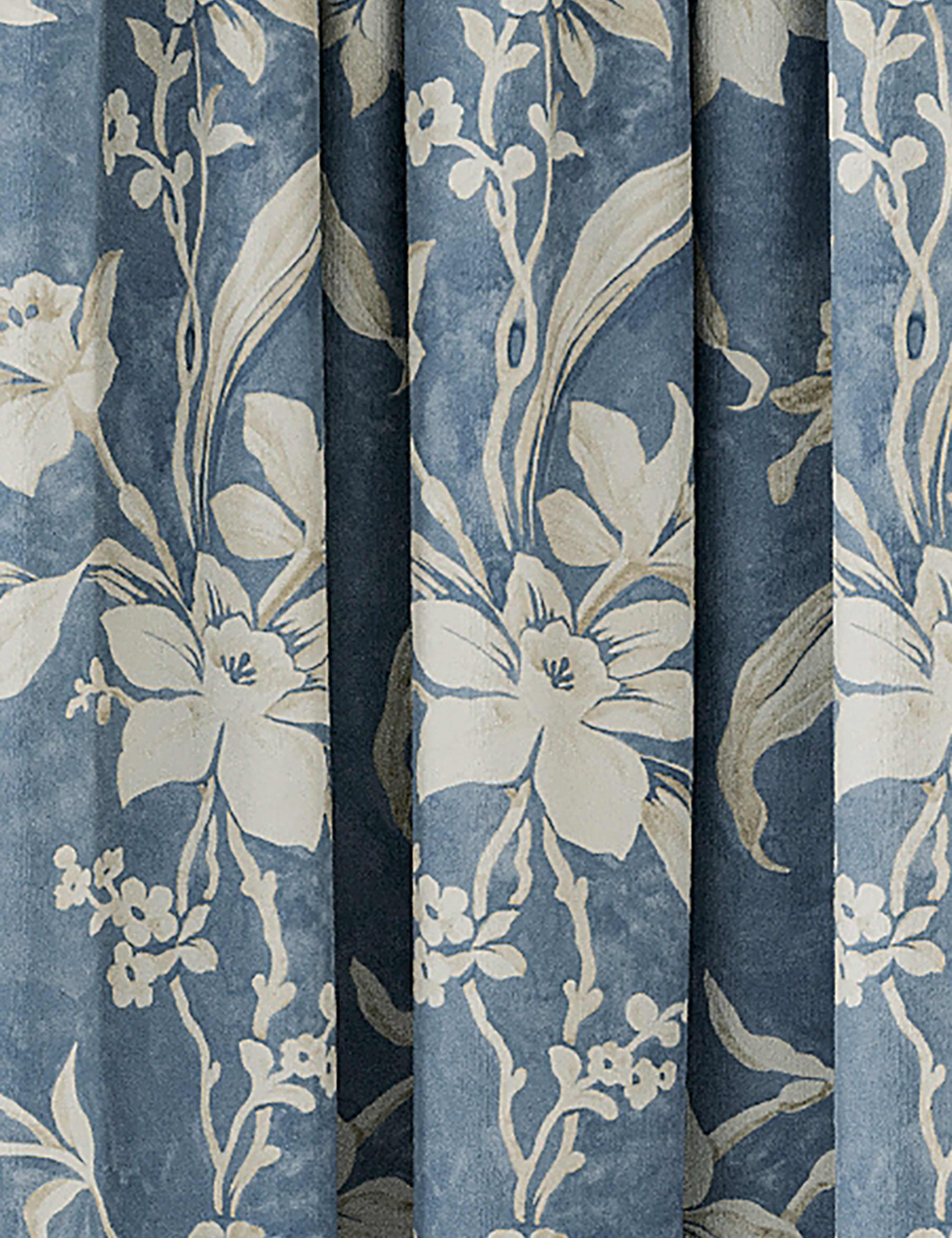 Daffodil Pure Cotton Pencil Pleat Blackout Curtains 3 of 3