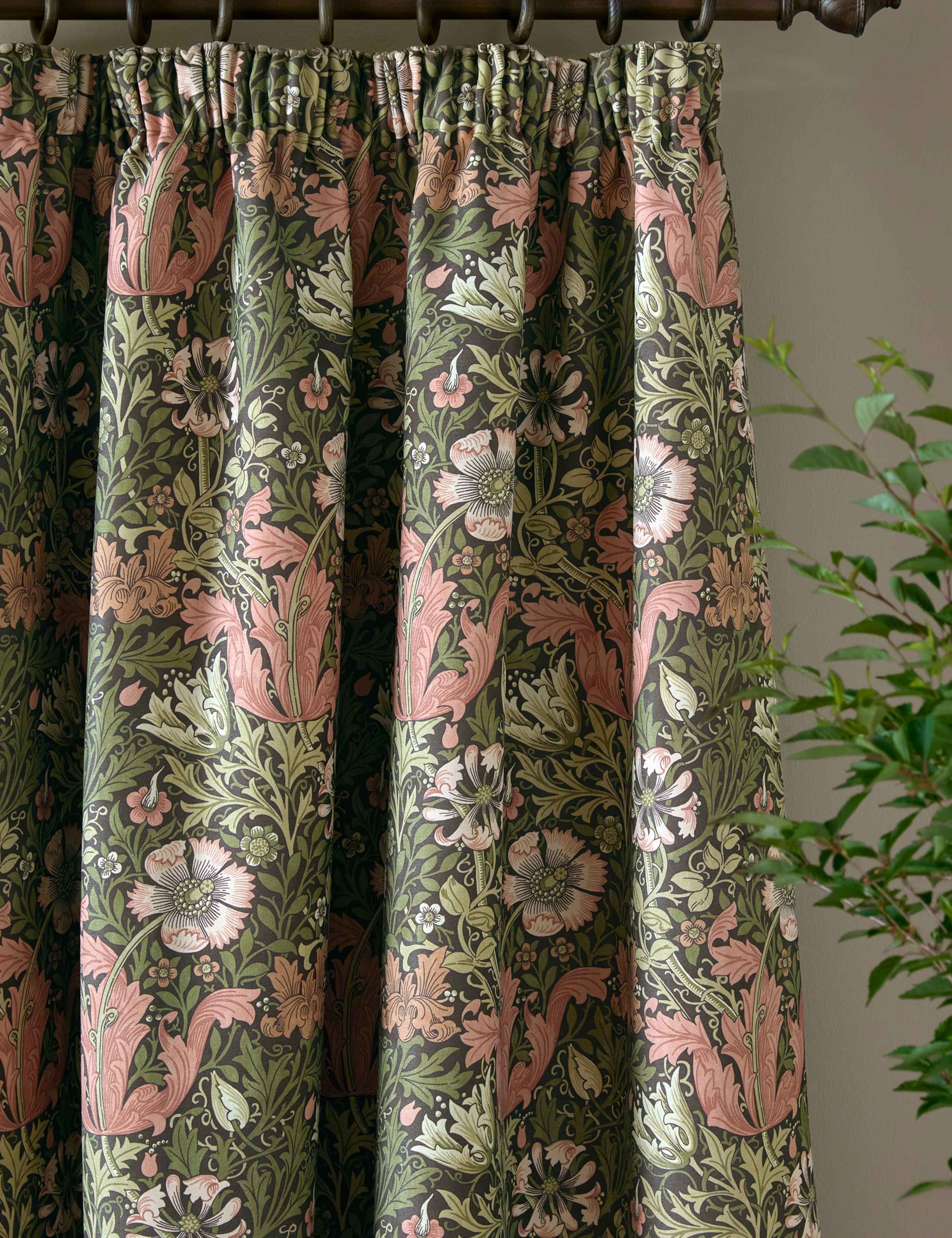 Compton Velvet Floral Pencil Pleat Curtains 3 of 3