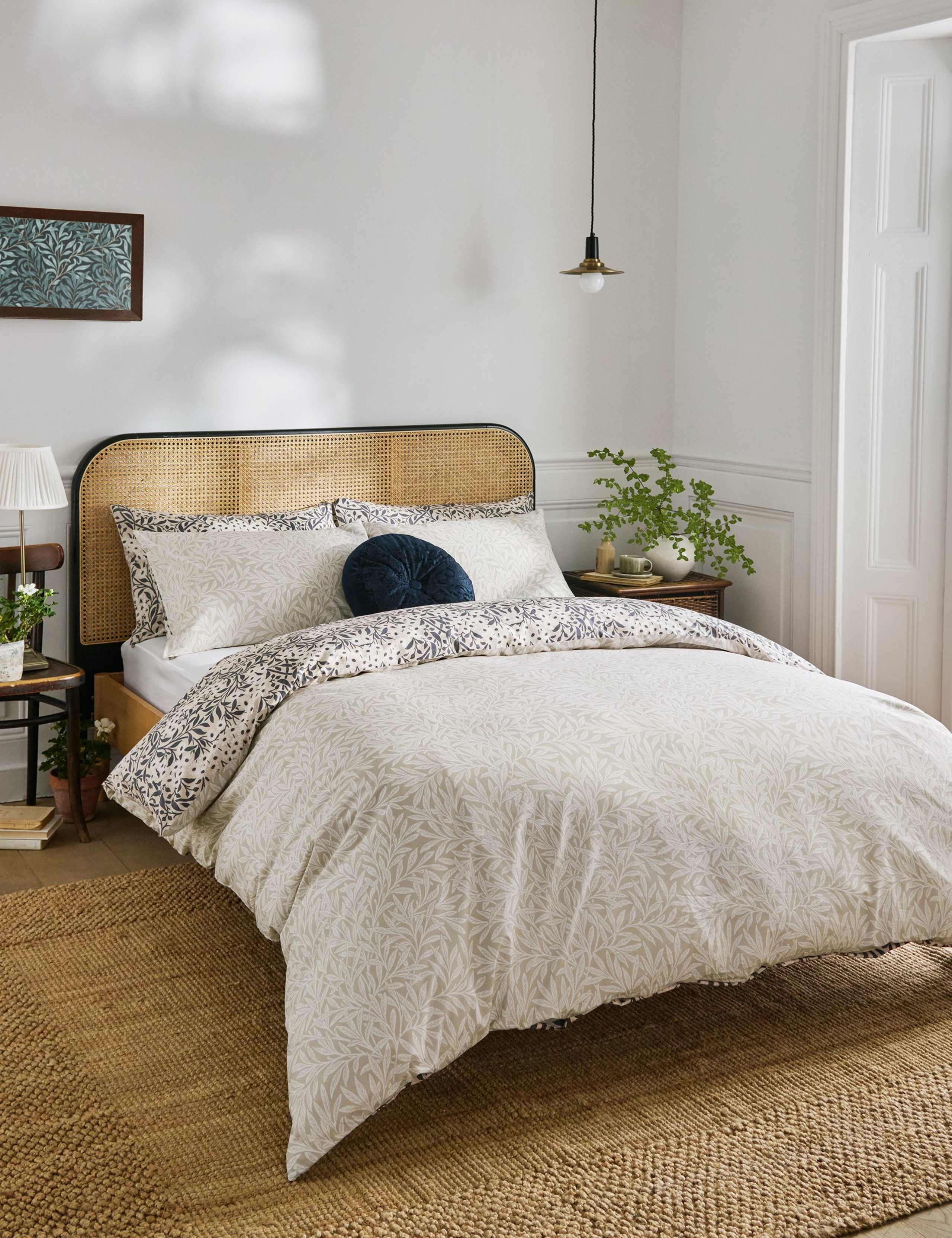 Pure Cotton Michaelmas Daisy Bedding Set 3 of 8