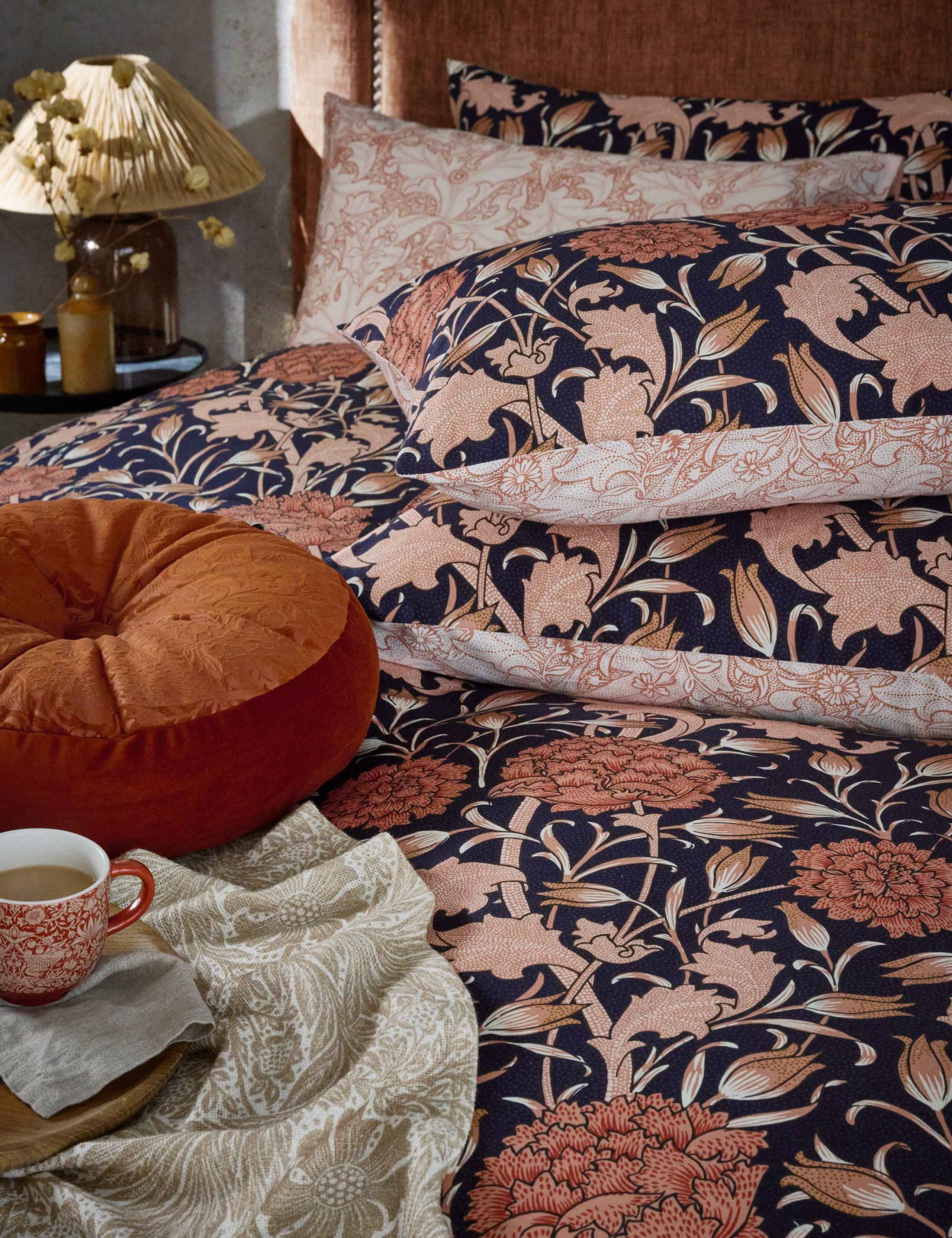 Pure Cotton Wild Tulip Bedding Set 6 of 7