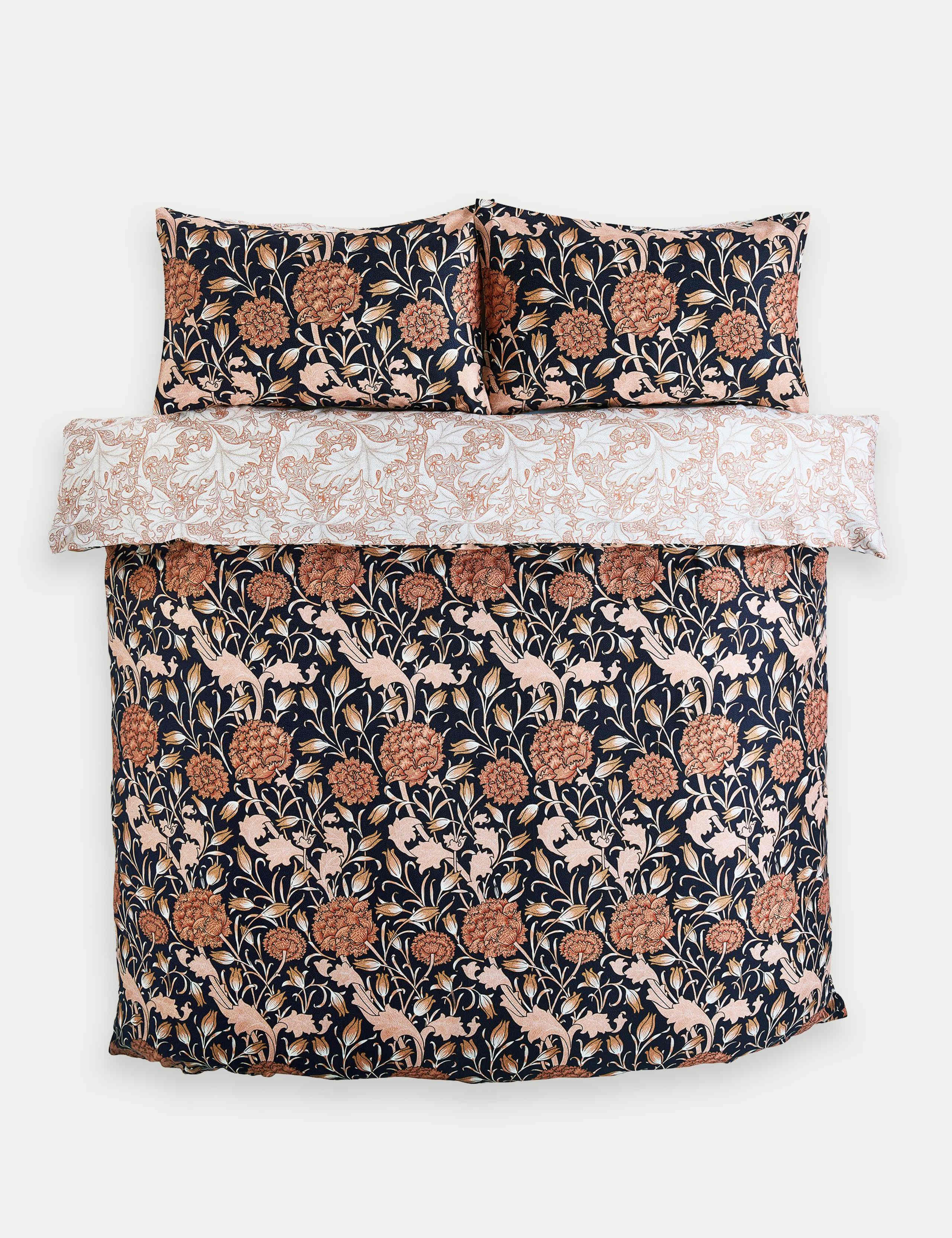 Pure Cotton Wild Tulip Bedding Set 2 of 7