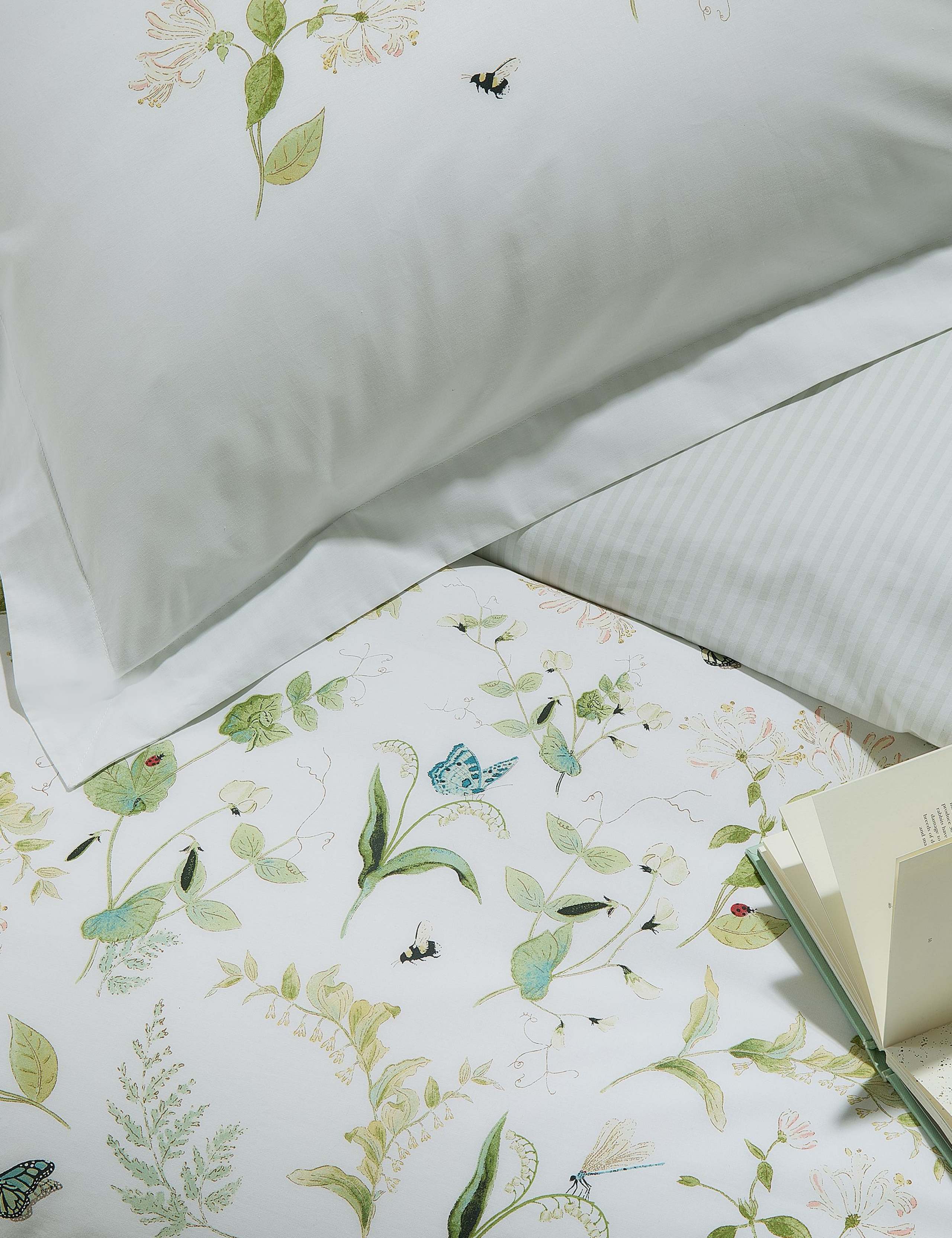 Pure Cotton Wild Floral Bedding Set 2 of 3