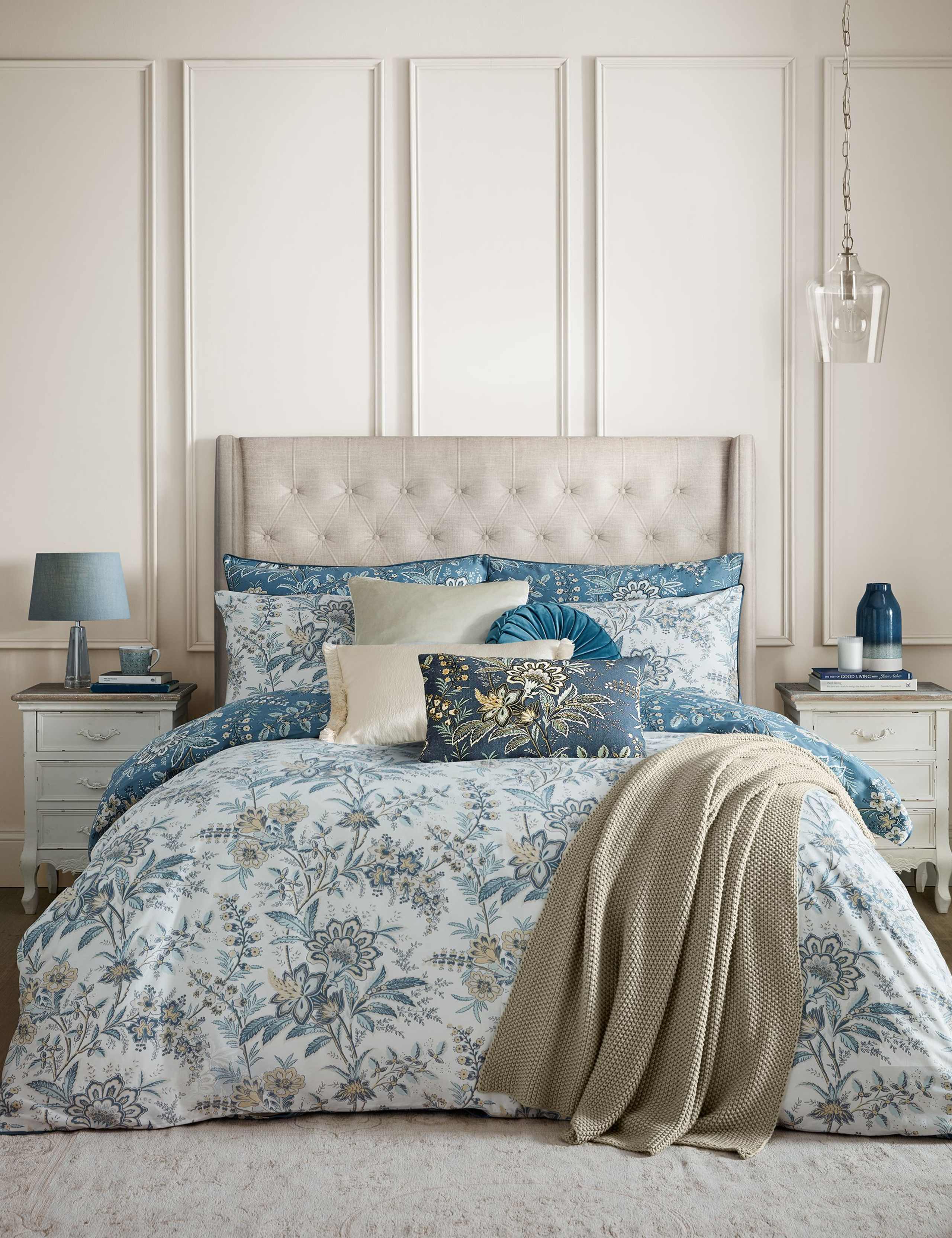 Floral Marlbrook Reversible Bedding Set 3 of 7