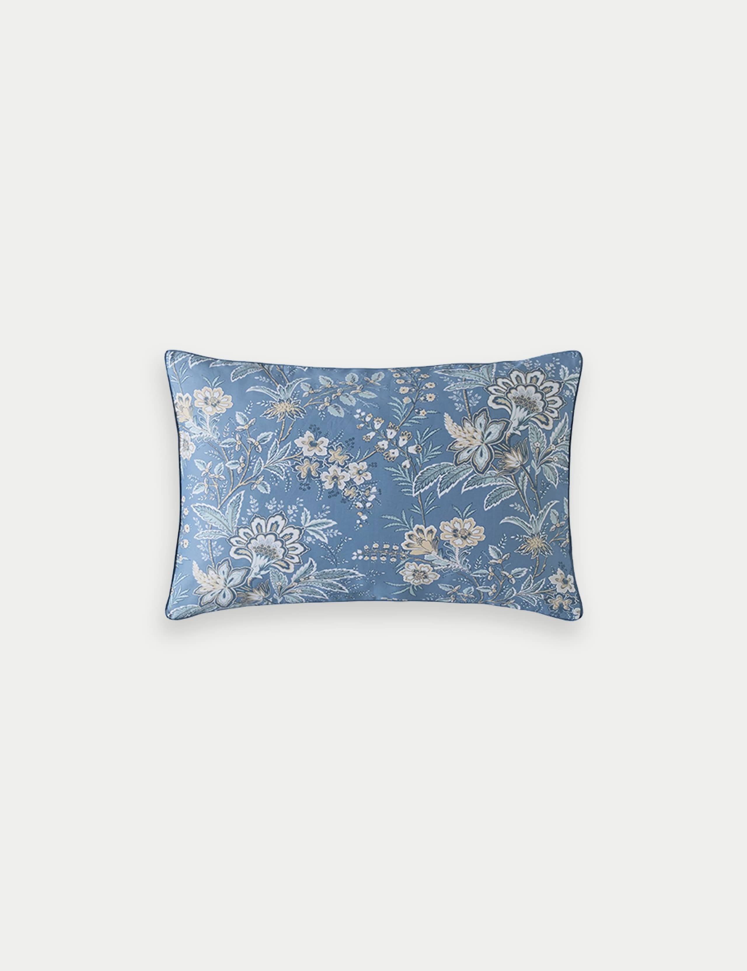 Floral Marlbrook Reversible Bedding Set 5 of 7