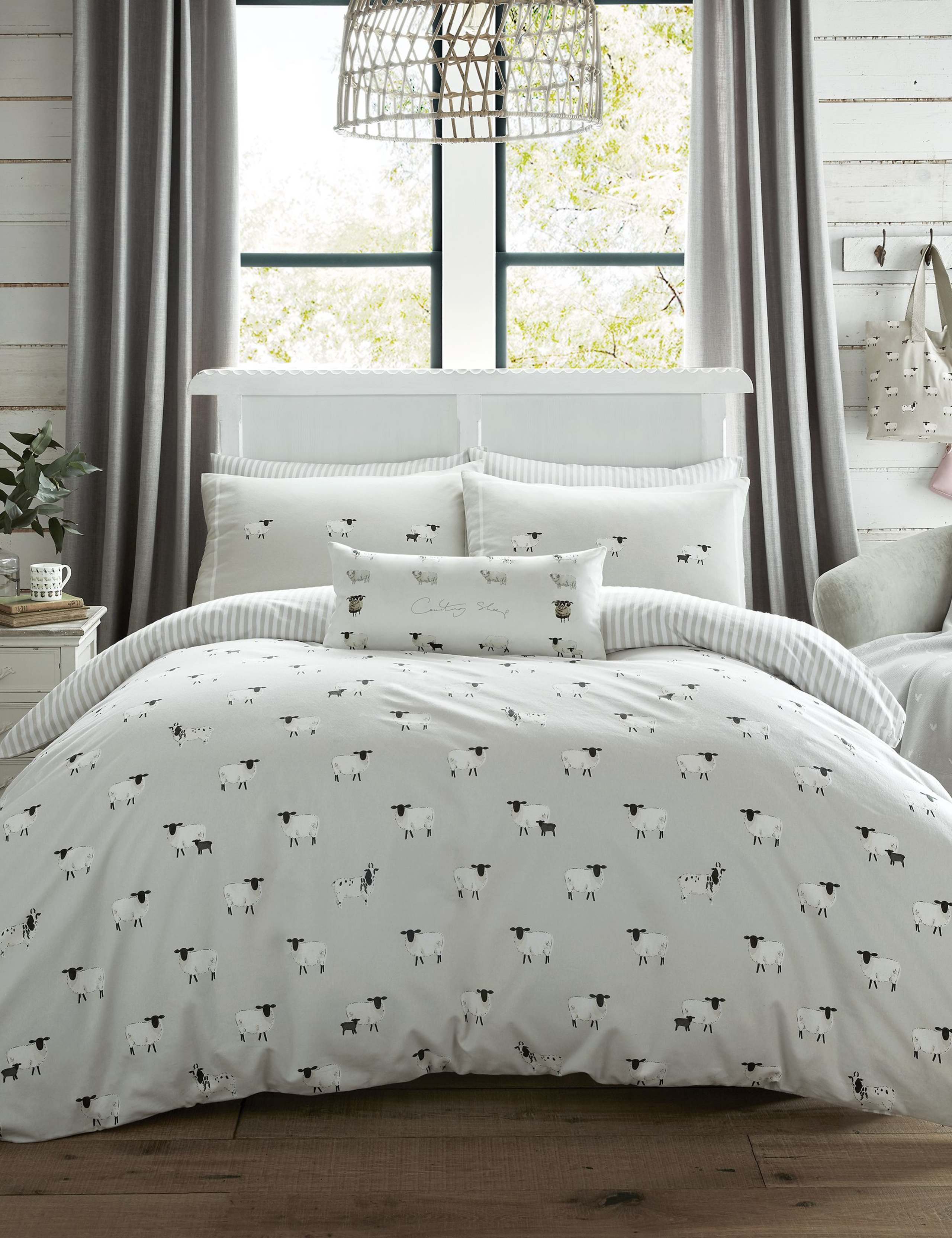 2 Pack Brushed Cotton Sheep Print Pillowcases 3 of 3