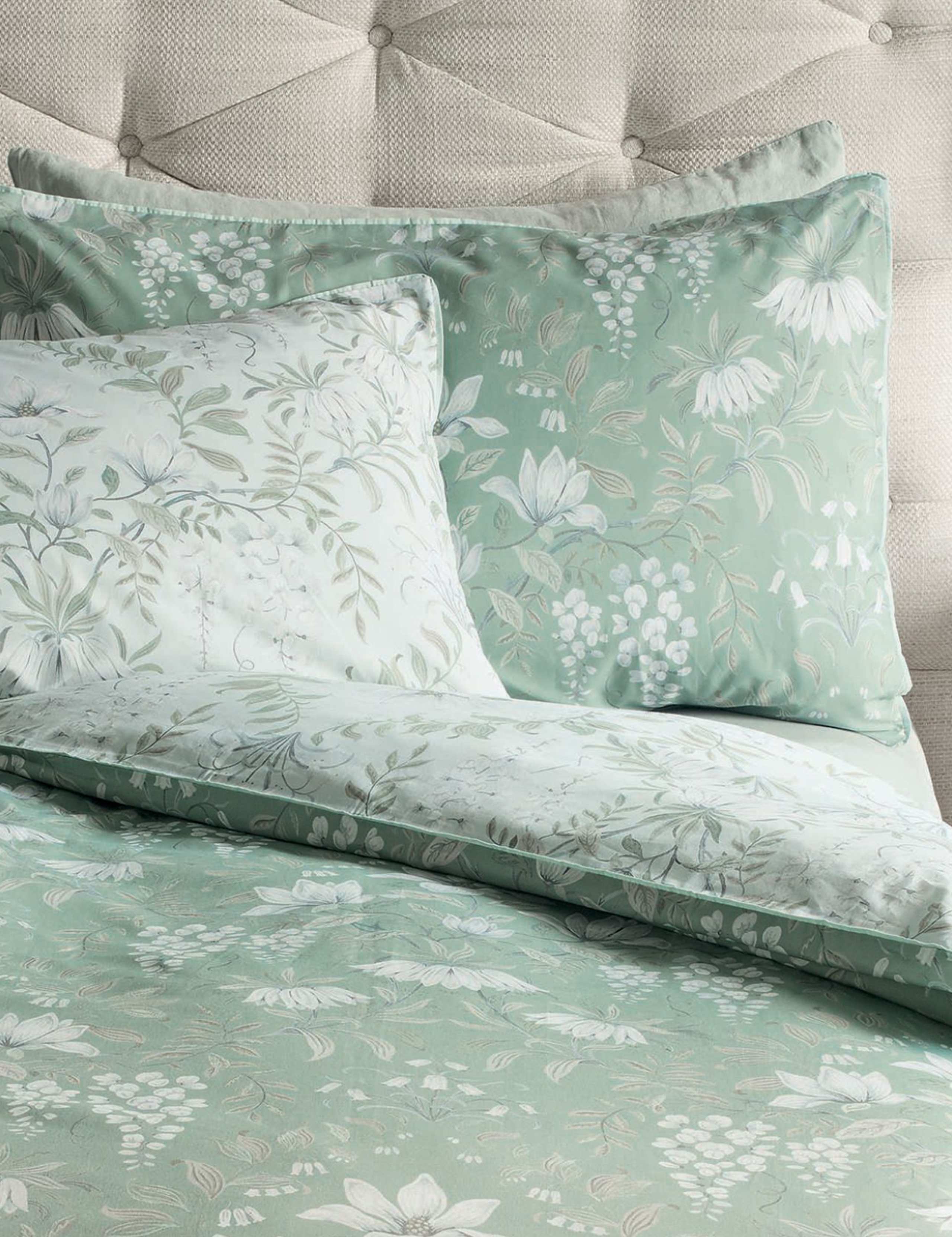 Pure Cotton Sateen Parterre Bedding Set 2 of 2