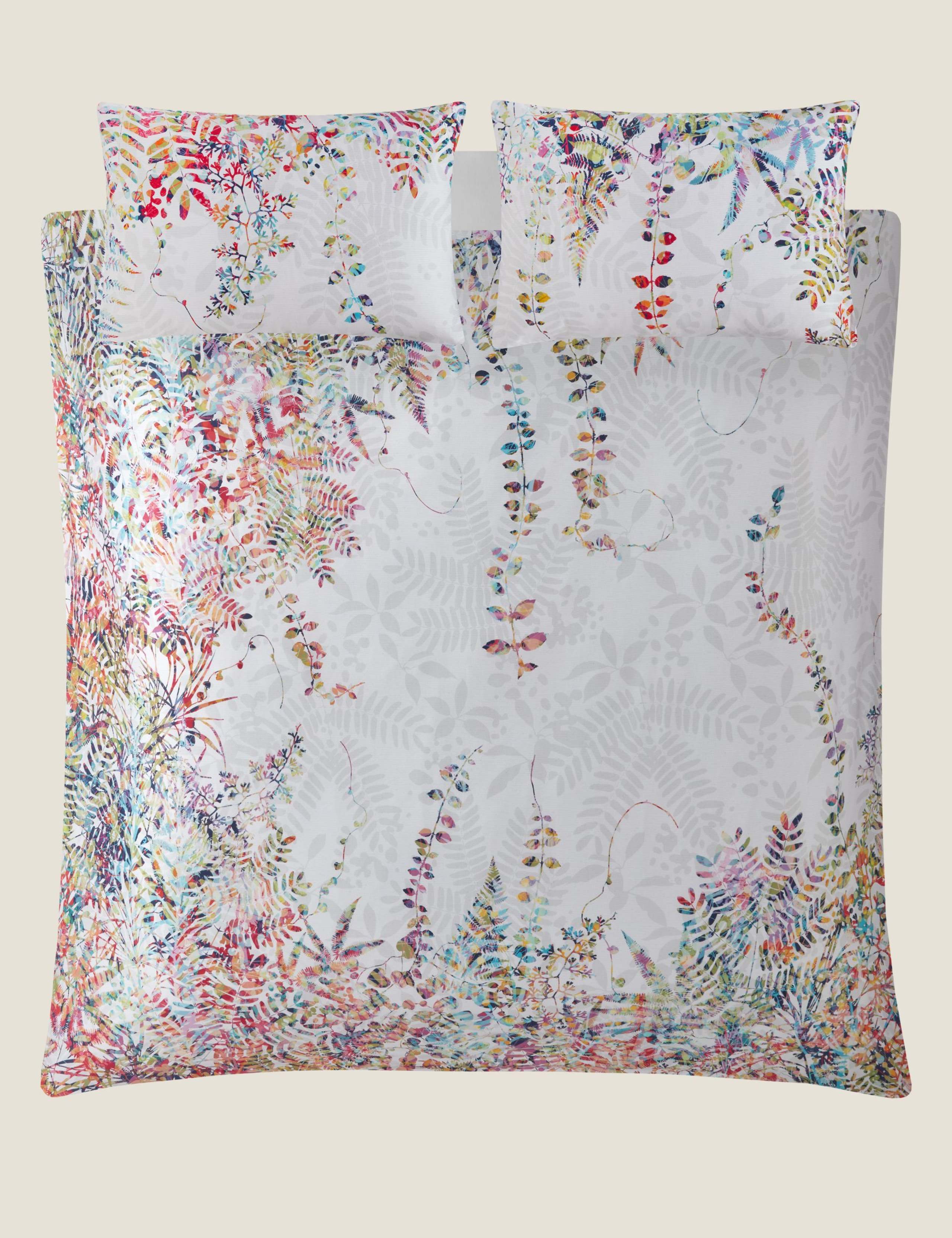 Pure Cotton Sateen Cascading Kaleidoscope Bedding Set 2 of 5