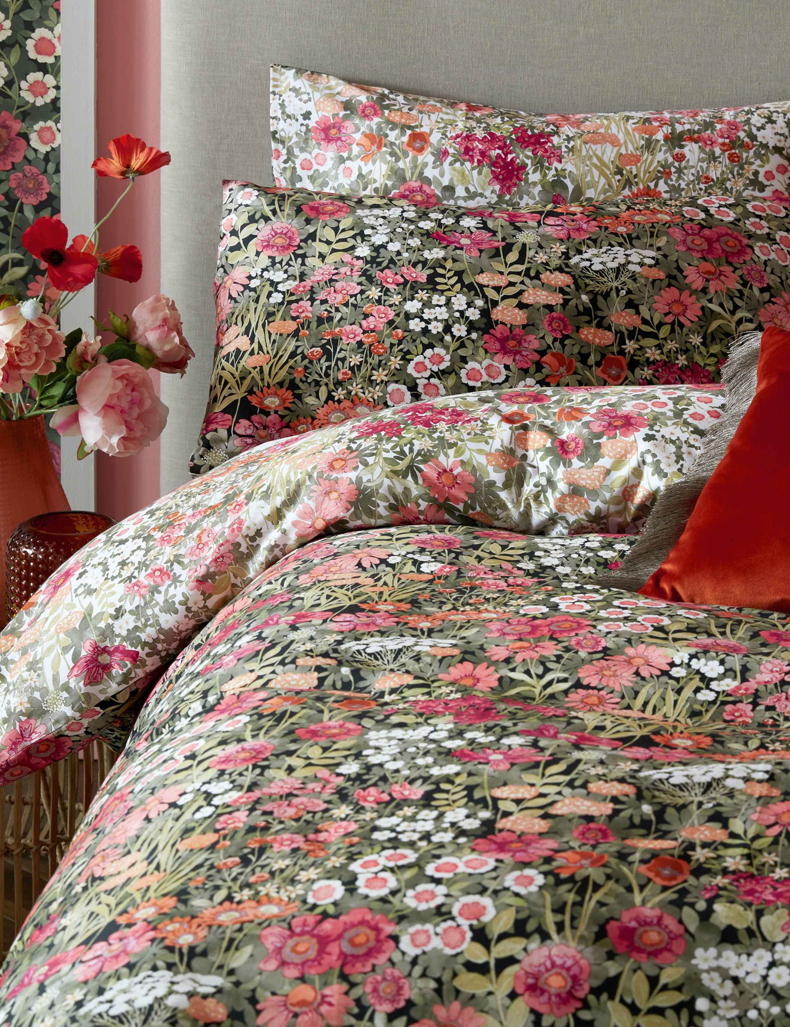 Pure Cotton Sateen Wallflower Bedding Set 3 of 7