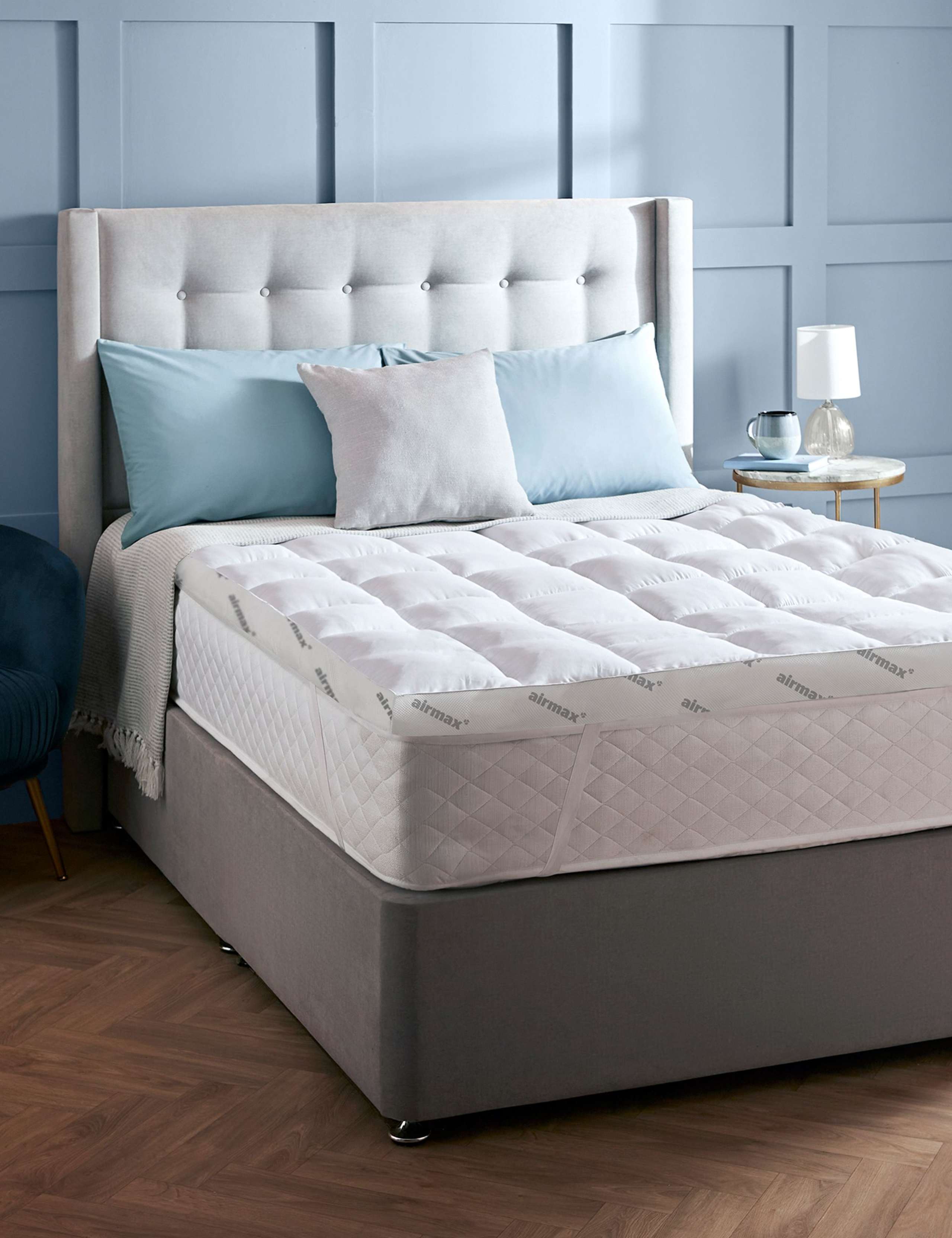 Airmax 1000 Extra Deep Mattress Topper 1 of 8