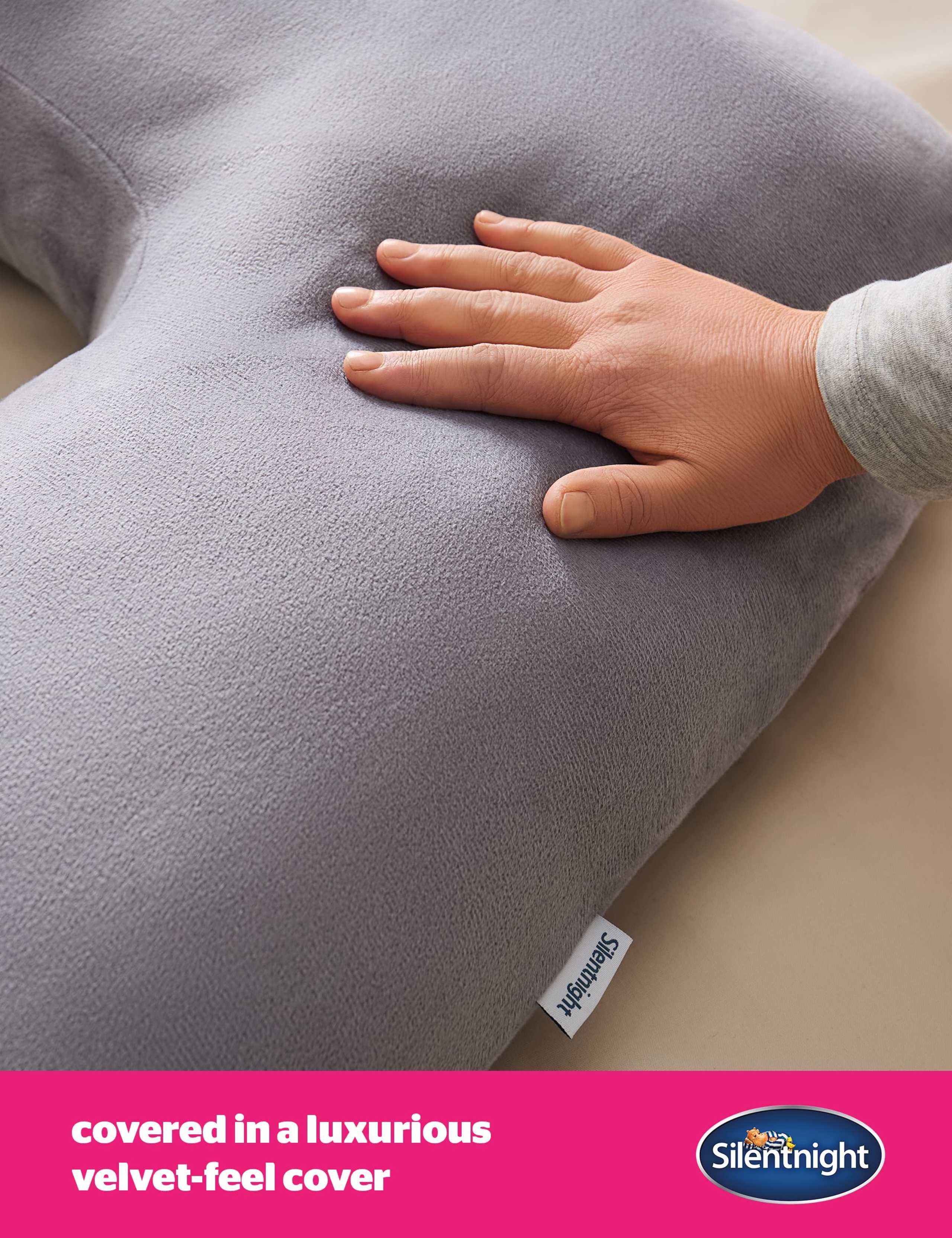Body Support U-Shaped Pregnancy Pillow 6 of 10