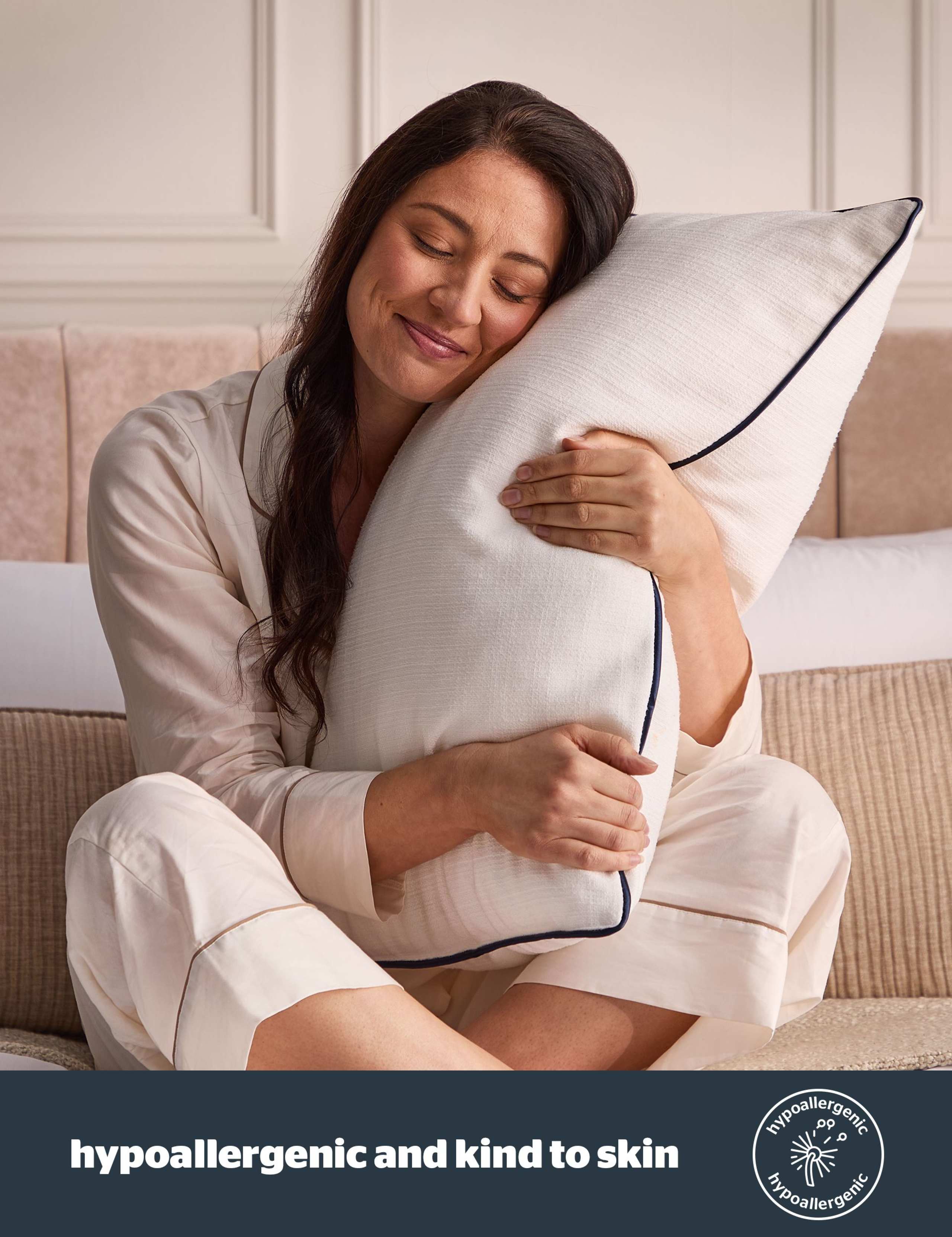 2pk Hotel Collection Prestige Pillows 5 of 10