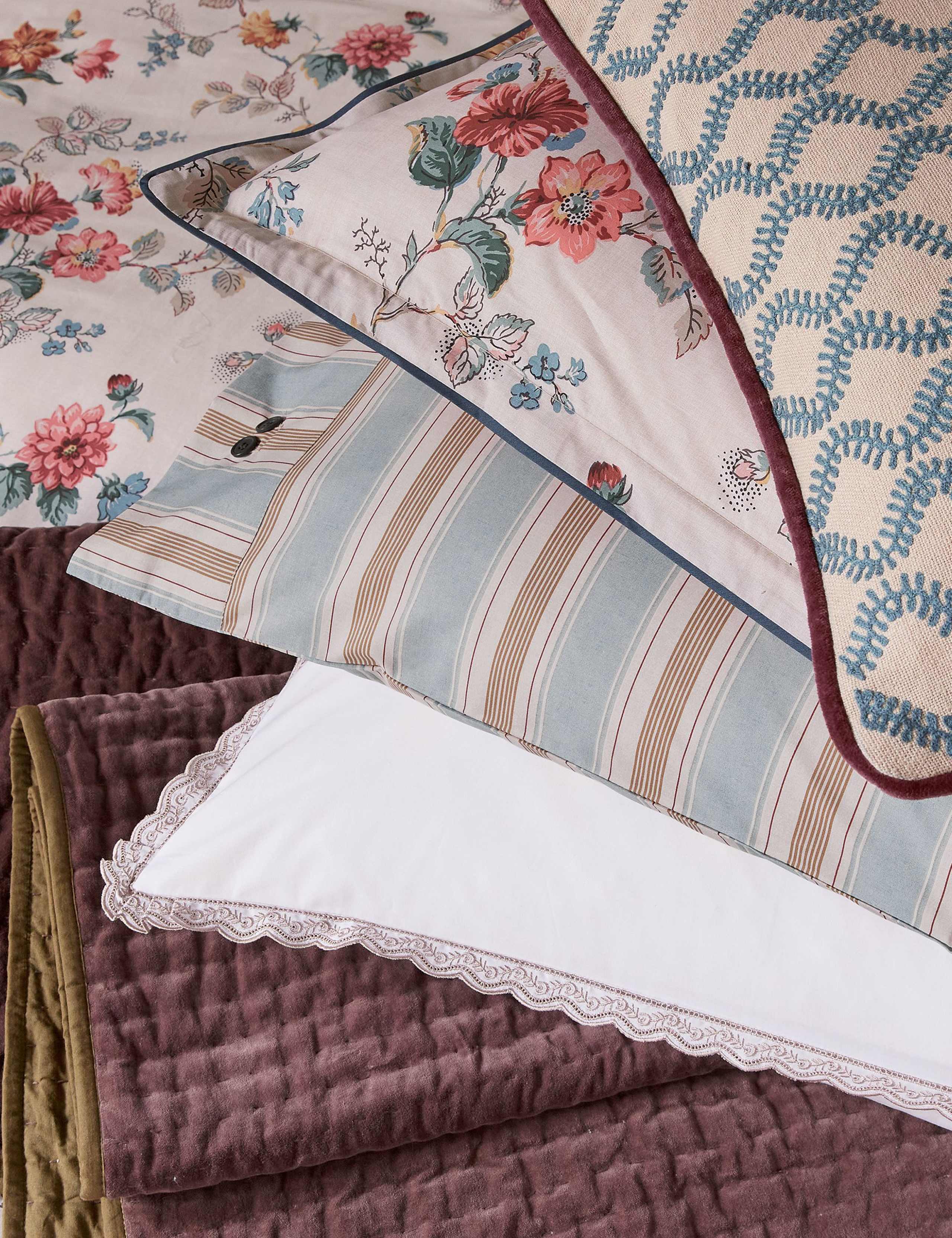 Velvet Elinor Quilted Throw 4 of 4