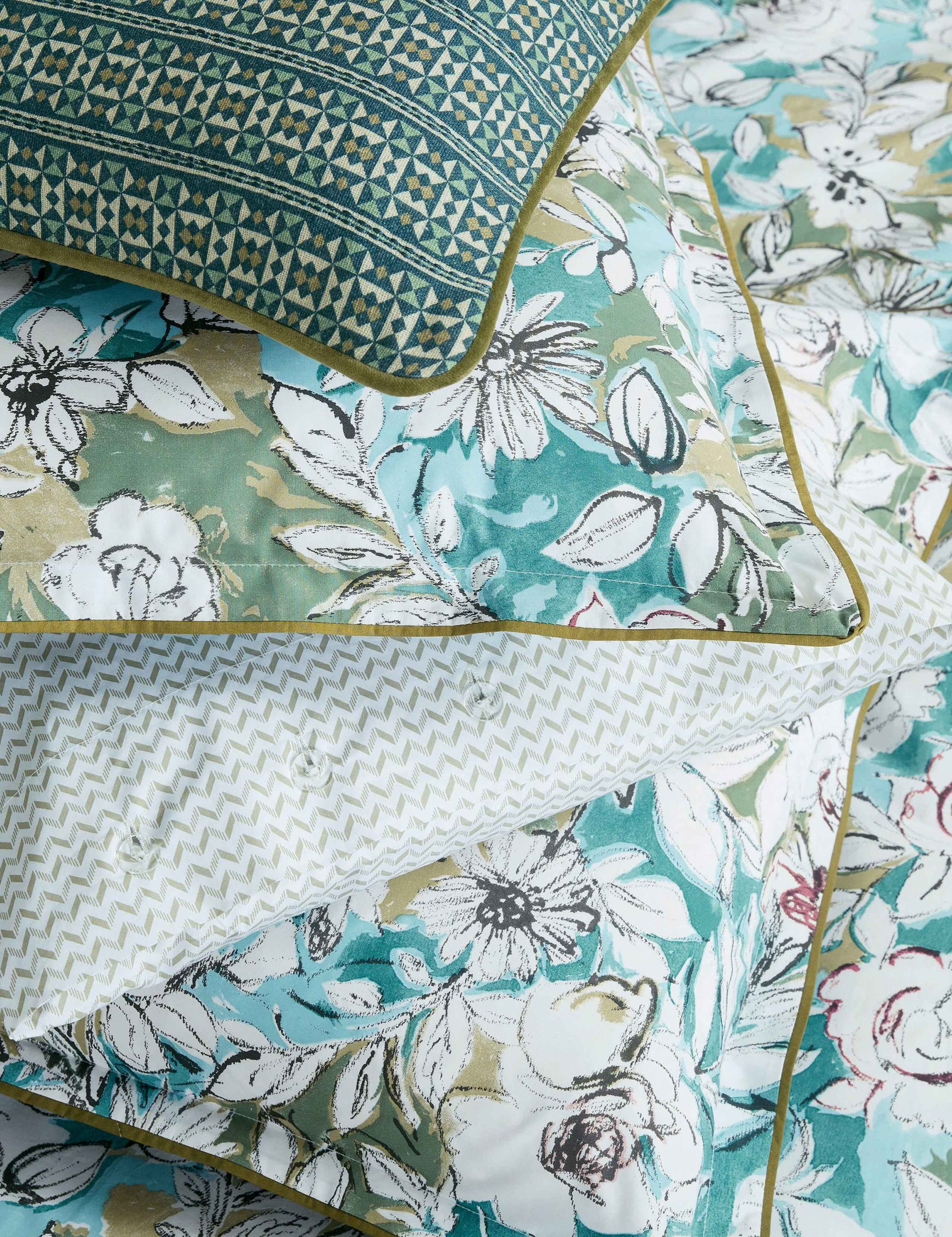 Azmi Geometric Square Cushion 4 of 4