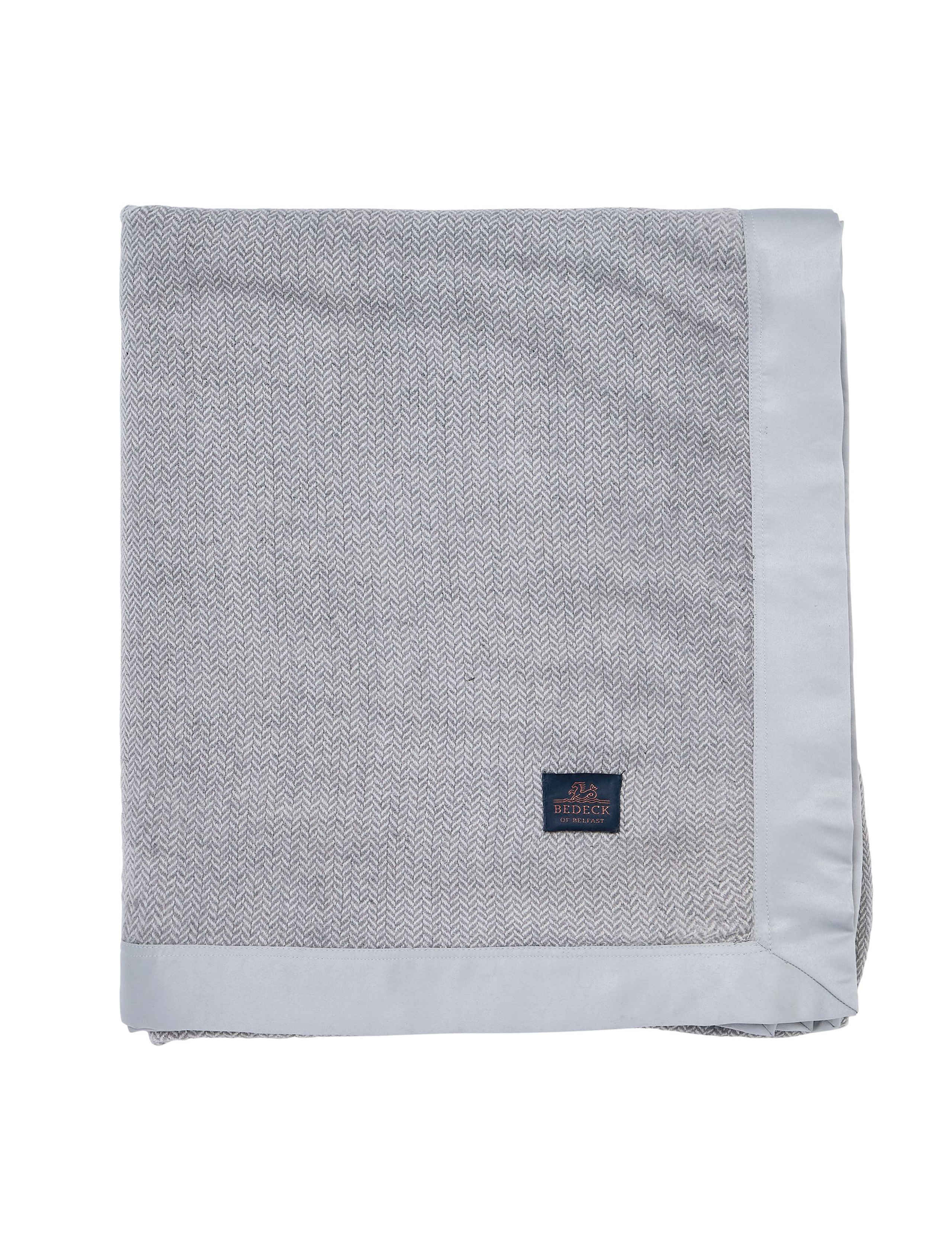 Pure Wool Ellis Throw 1 of 3