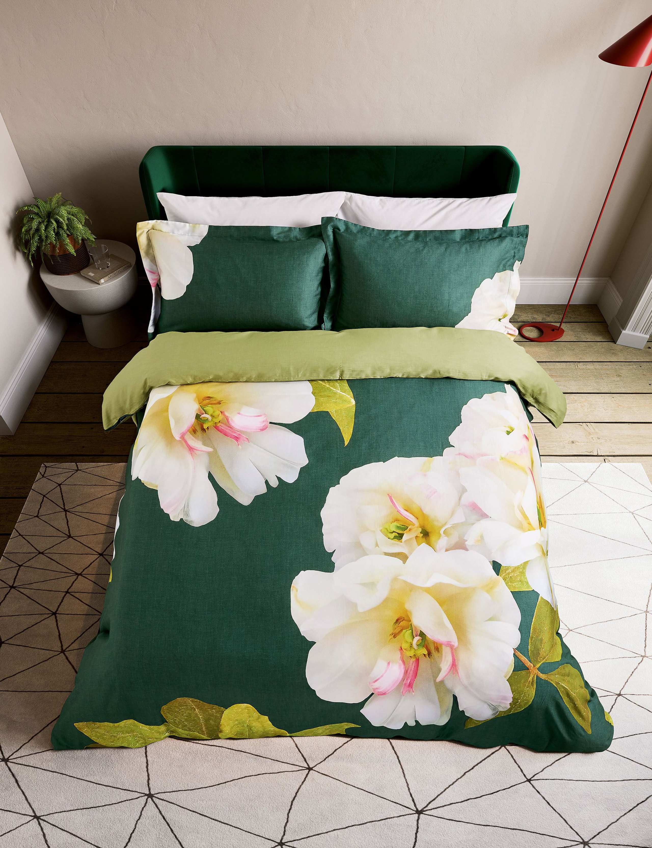 Gardenia Flowers Bedding Set 2 of 5