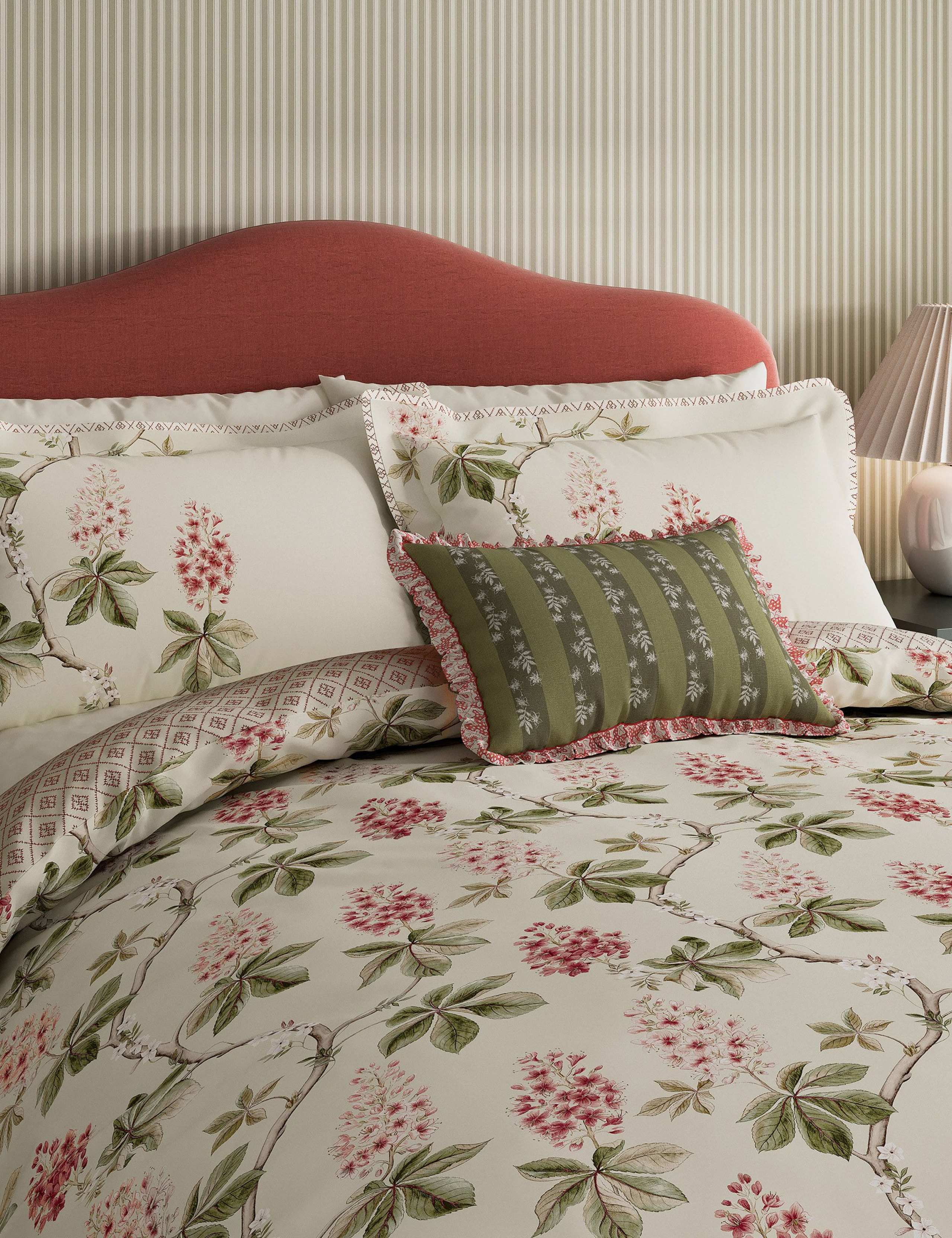 Chestnut Tree Blossom Bedding Set 3 of 4