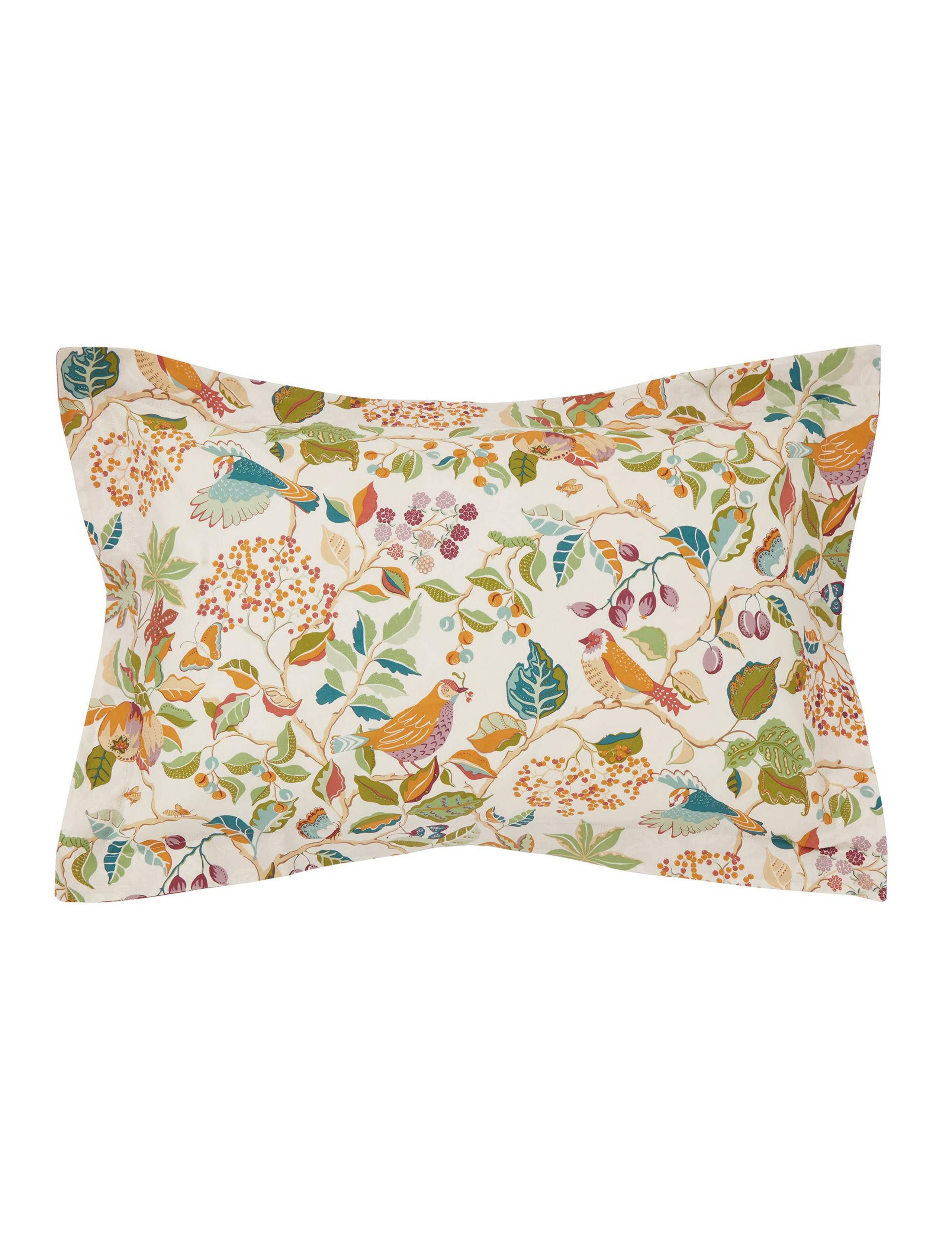 Birds & Berries Bedding Set 4 of 4