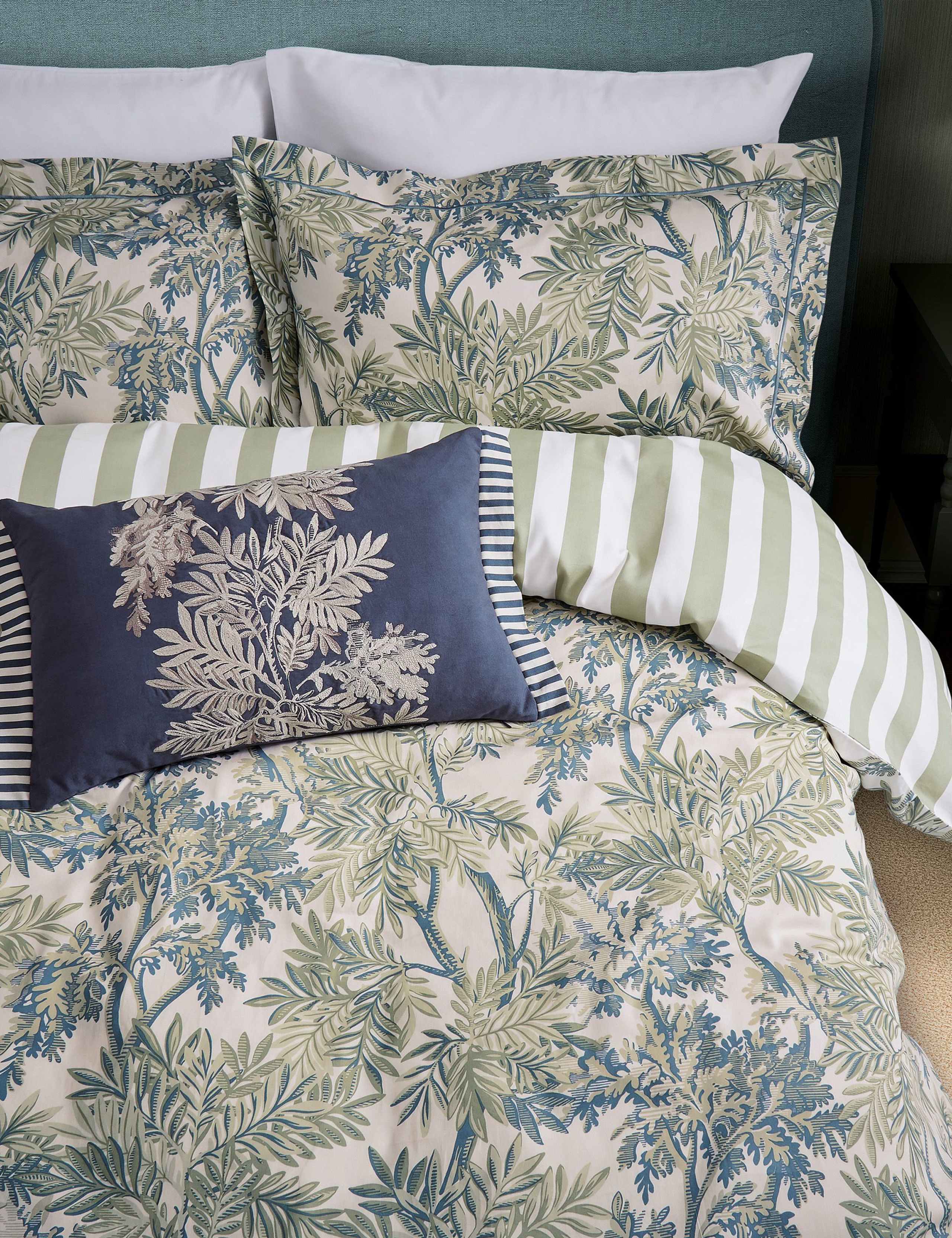 Tapestry Tree Bedding Set 3 of 4