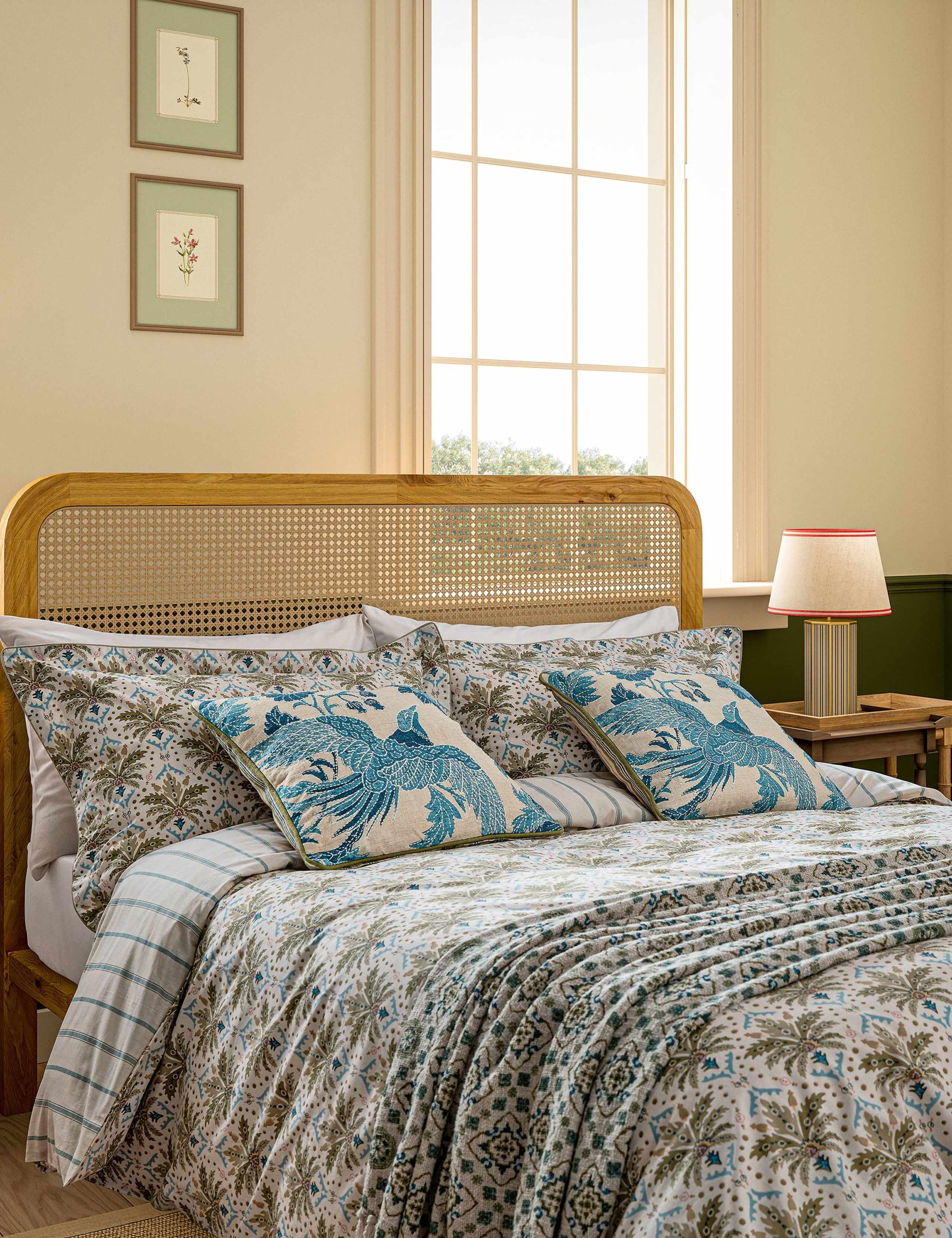 Geometric Palm Print Bedding Set 2 of 5