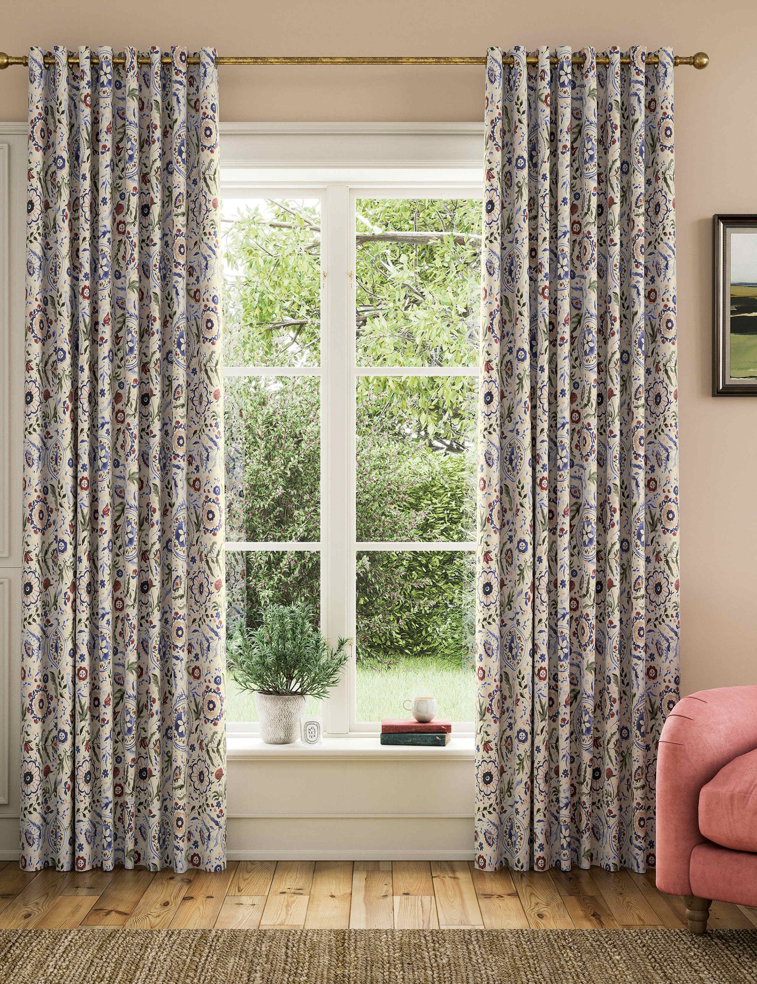 Festival Flowers Eyelet Curtains 1 of 4