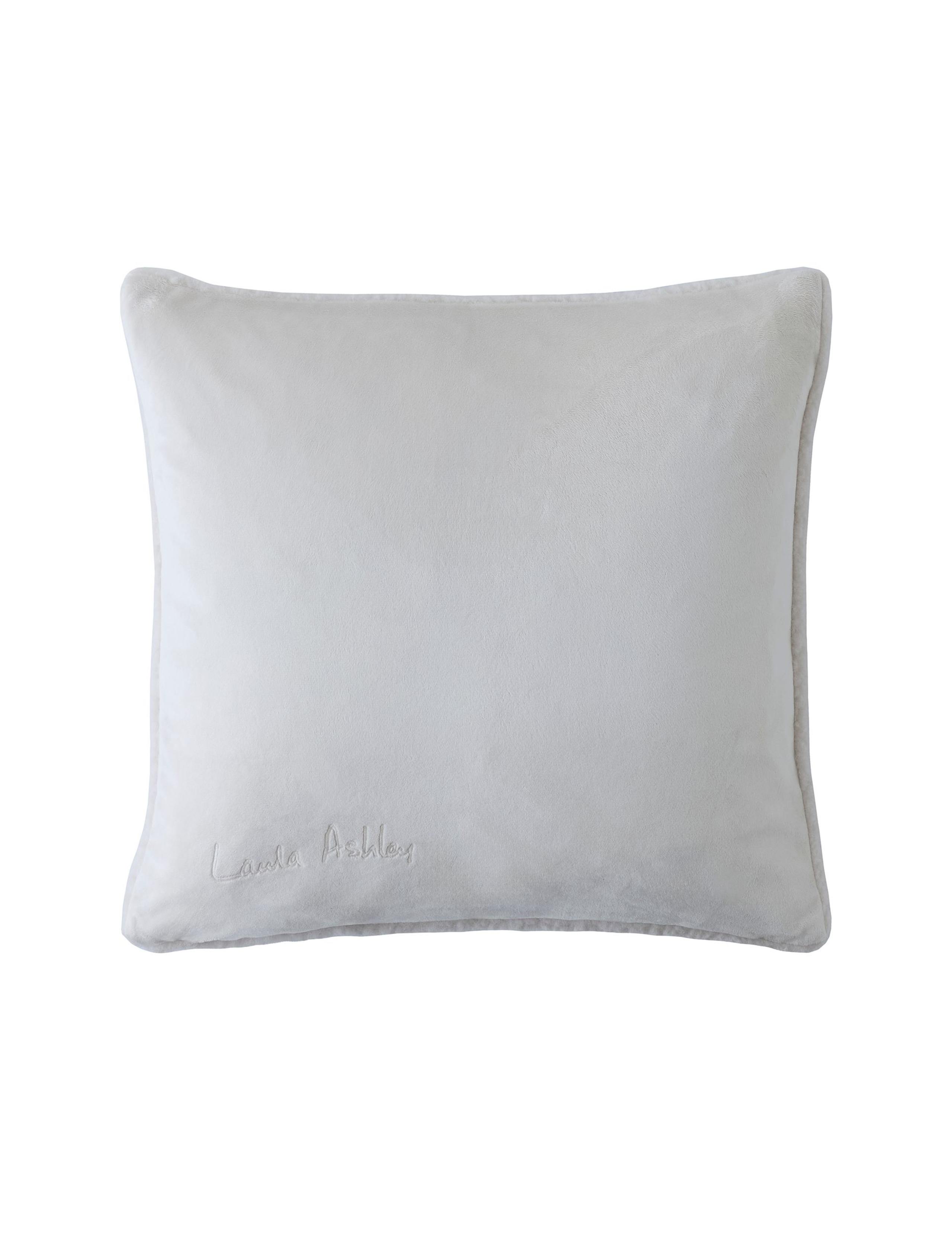 Faux Sheepskin Coleford Cushion 3 of 5