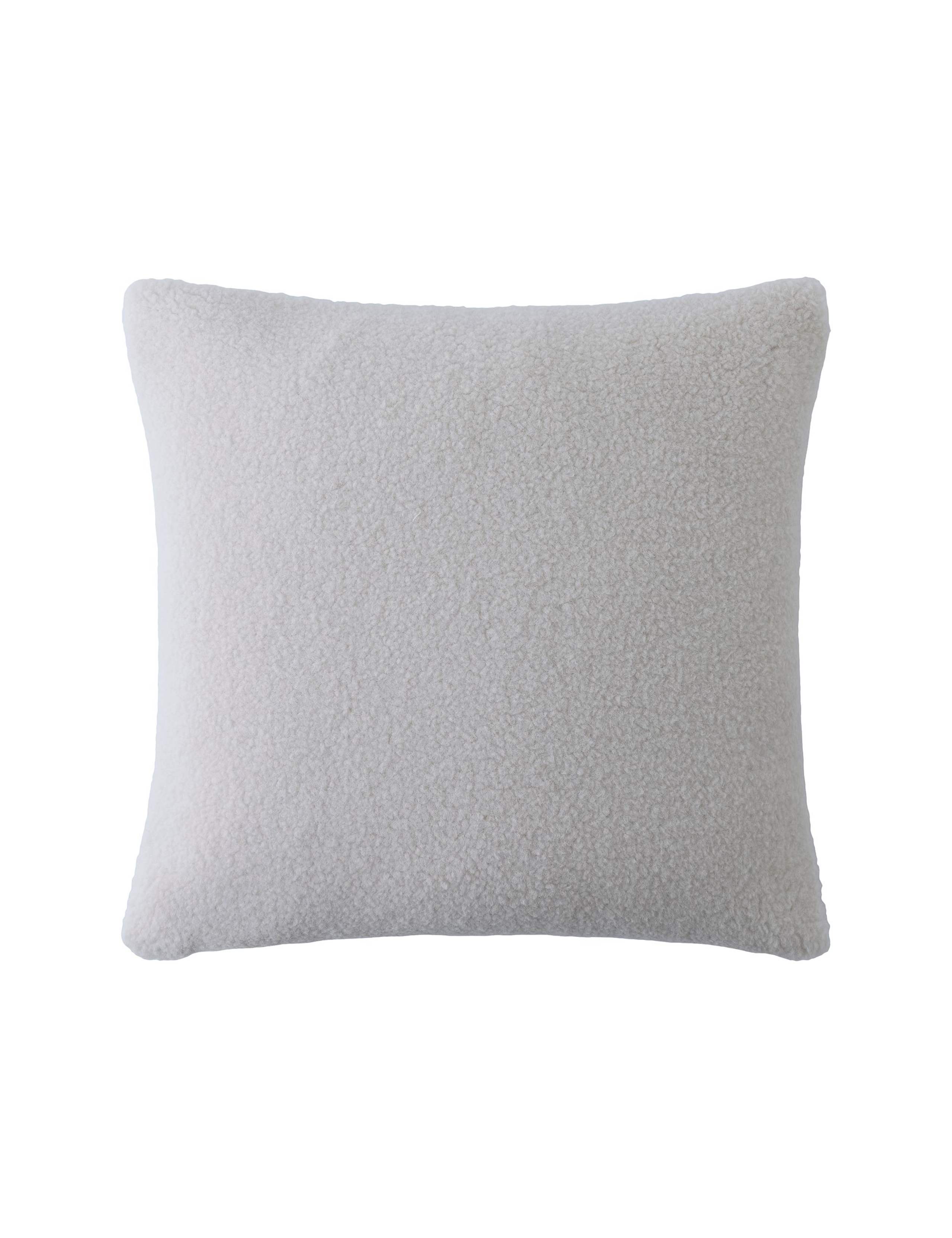 Faux Sheepskin Coleford Cushion 2 of 5