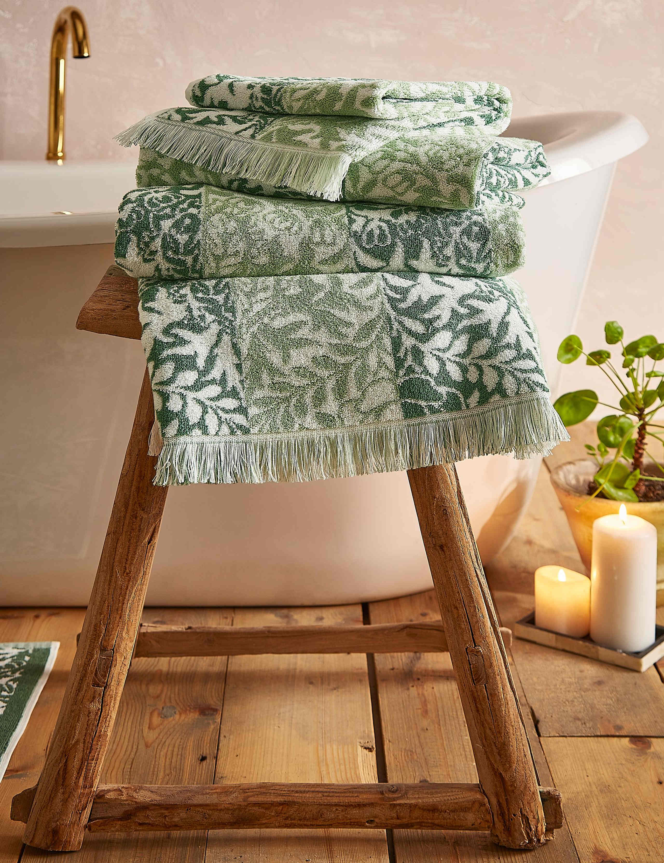 Pure Cotton Striped Floral Towel 3 of 7