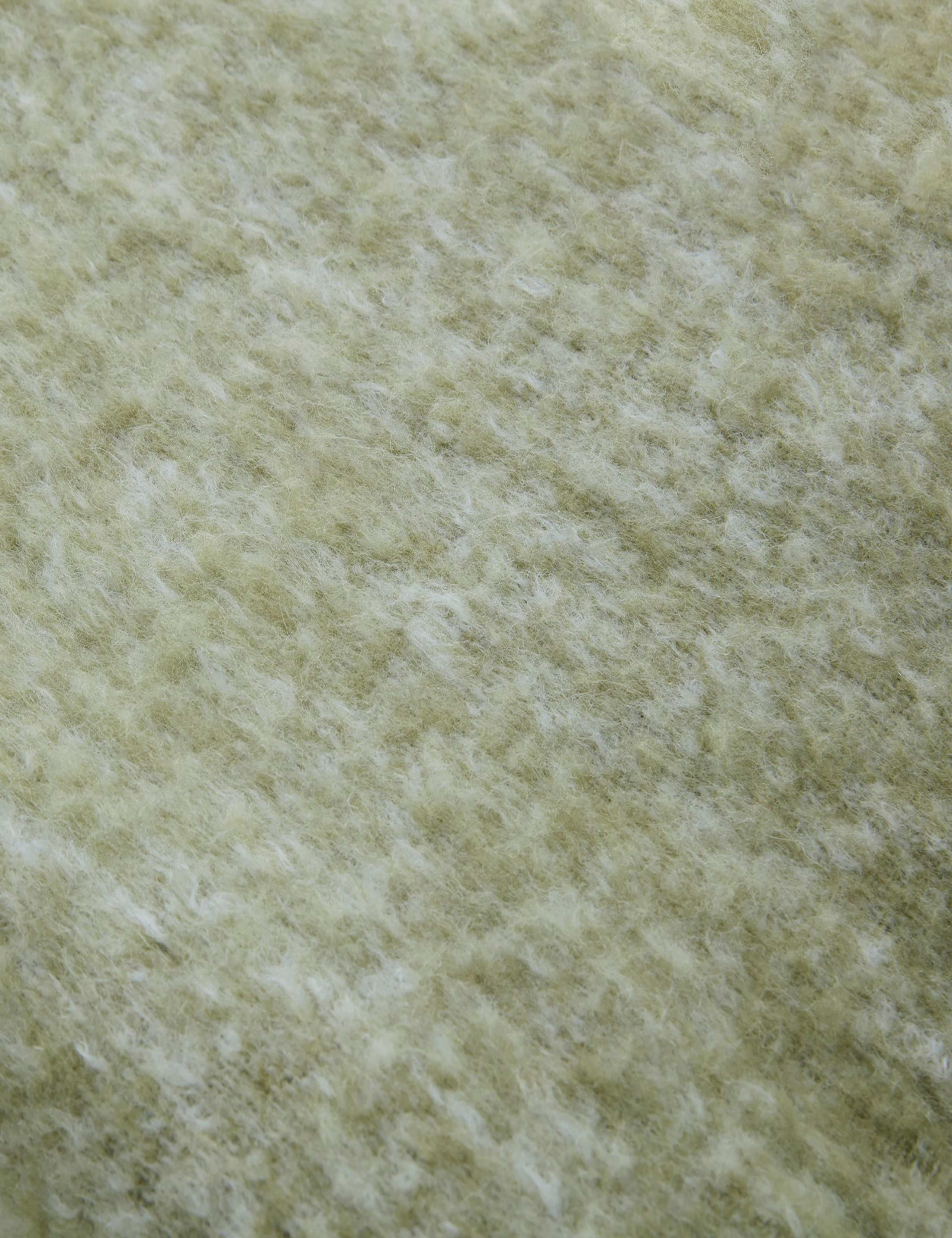 Bronwen Tassled Throw with Wool 5 of 5