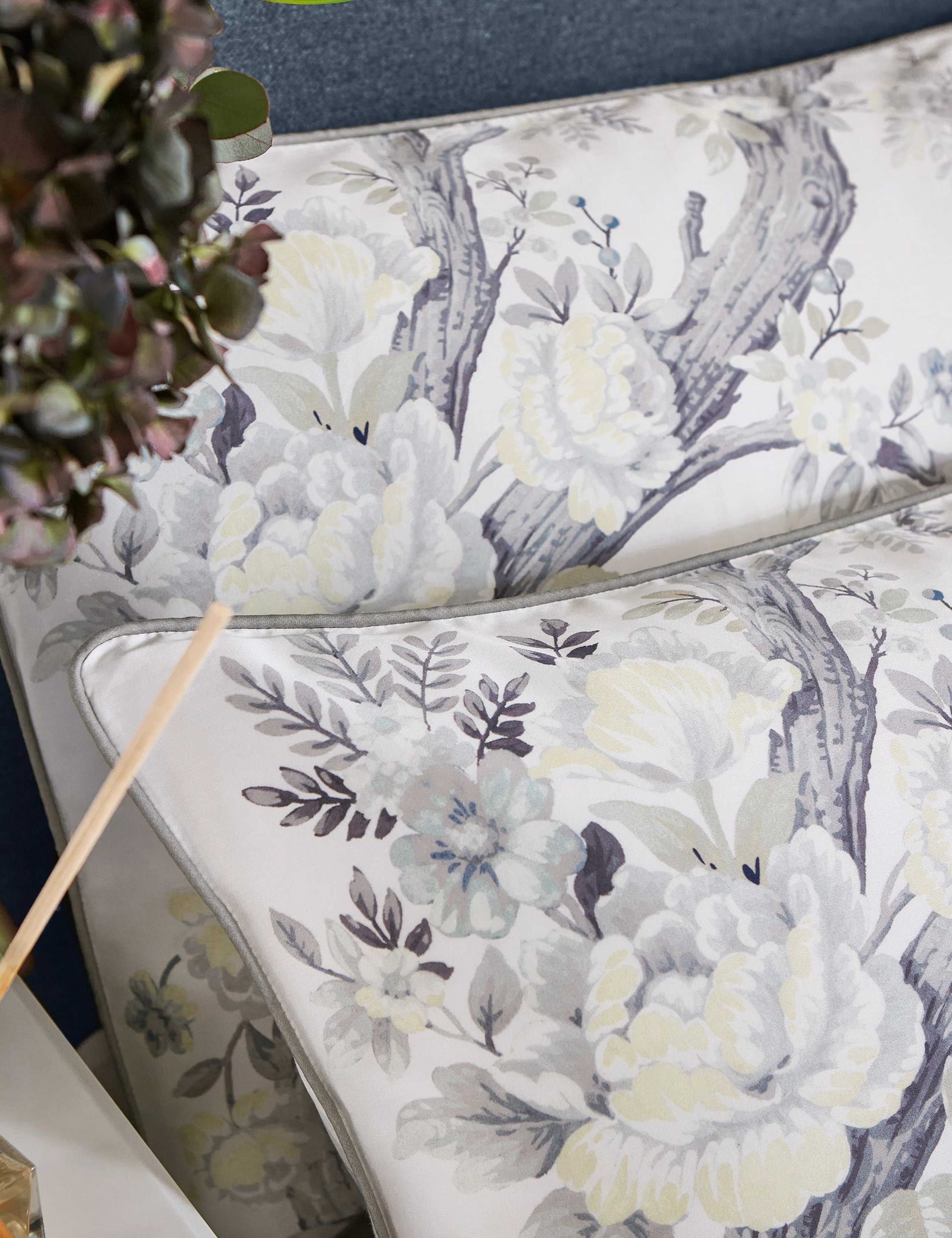 2 Pack Pure Cotton Sateen Belvedere Pillowcases 3 of 3