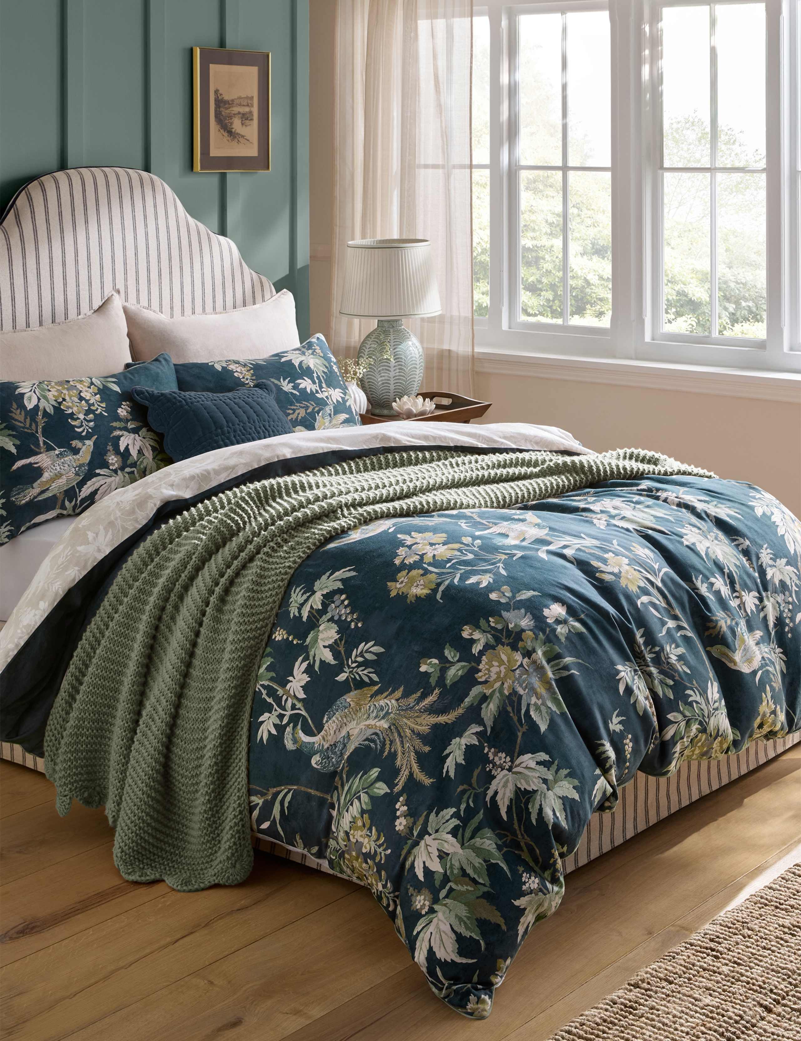 2 Pack Pure Cotton Attleton Pillowcases 1 of 3