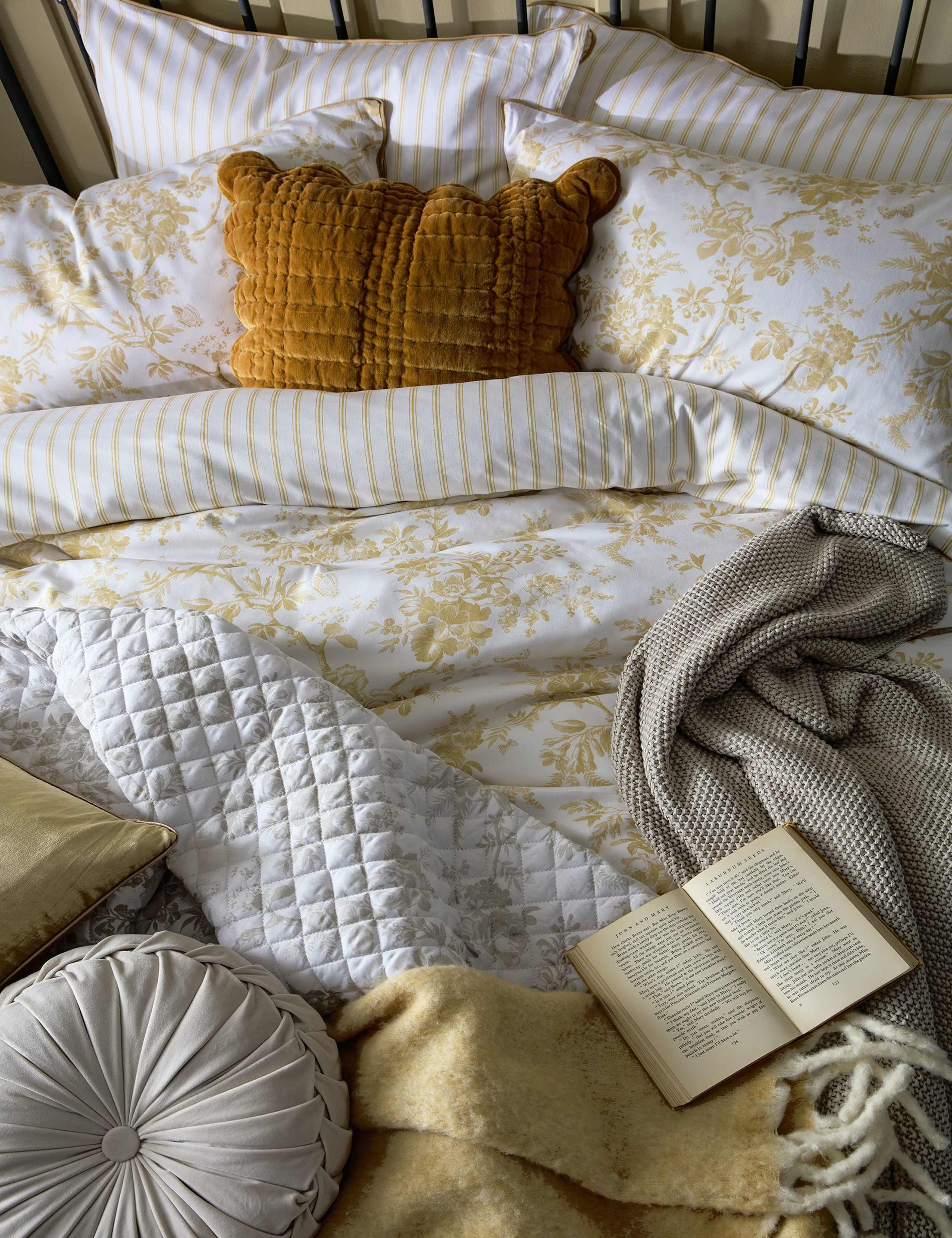 2 Pack Pure Cotton Walled Garden Pillowcases 3 of 4