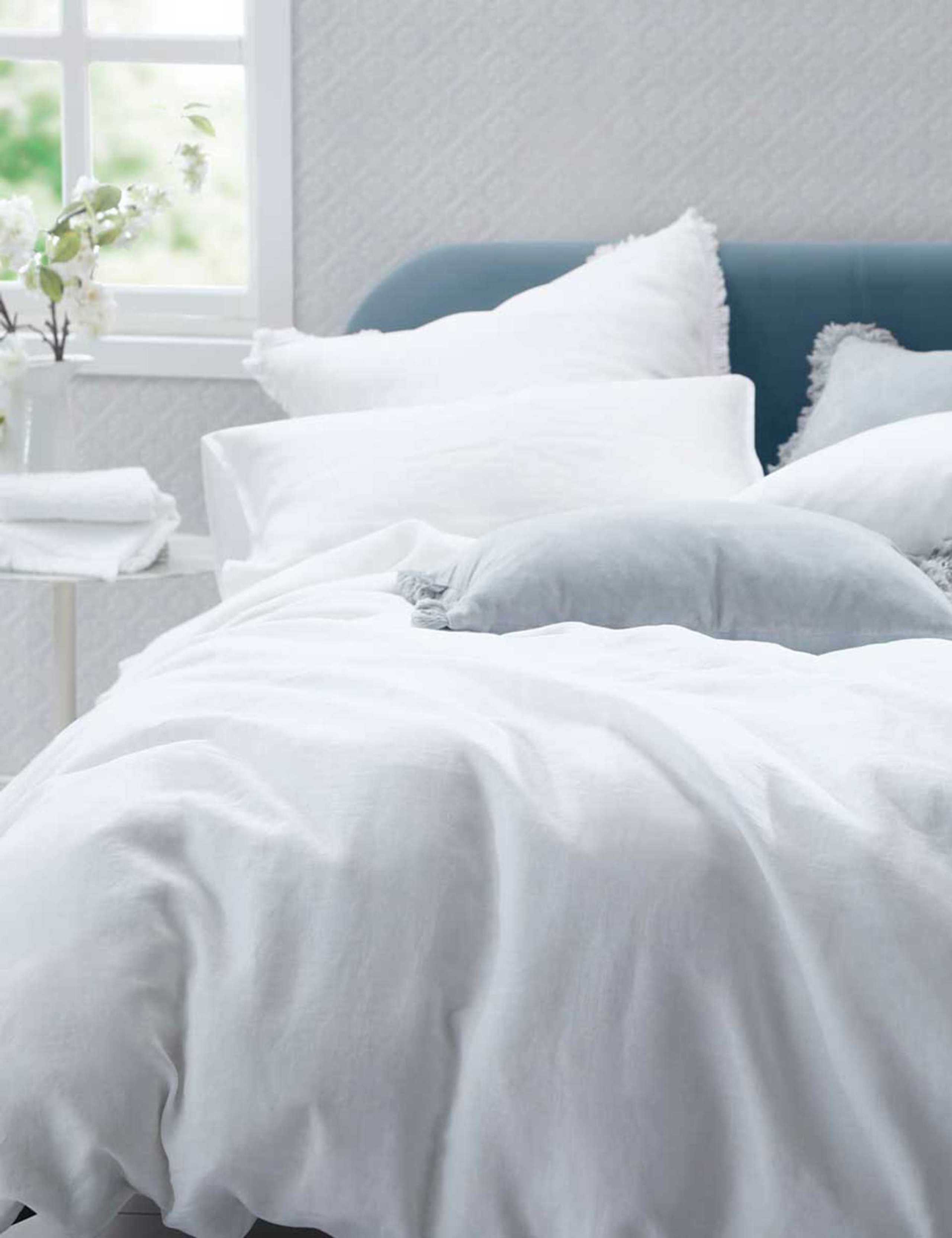 Laundered Pure Linen Bedding Set 2 of 2