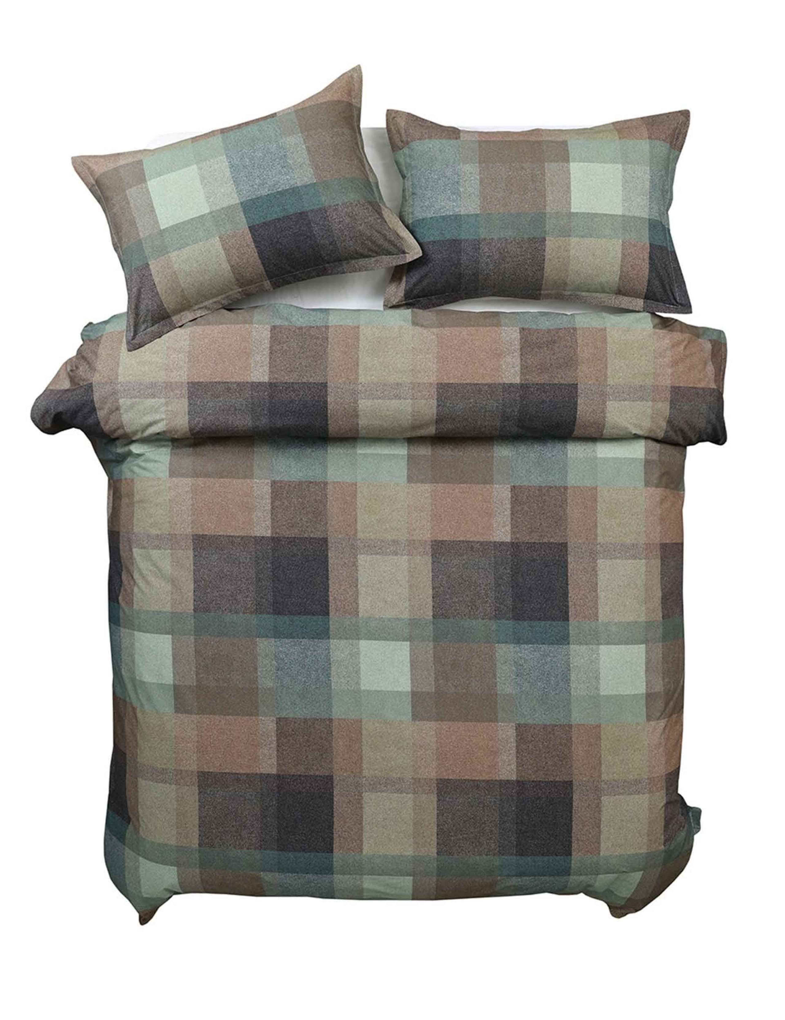 Pure Cotton Lodge Reversible Bedding Set 1 of 4