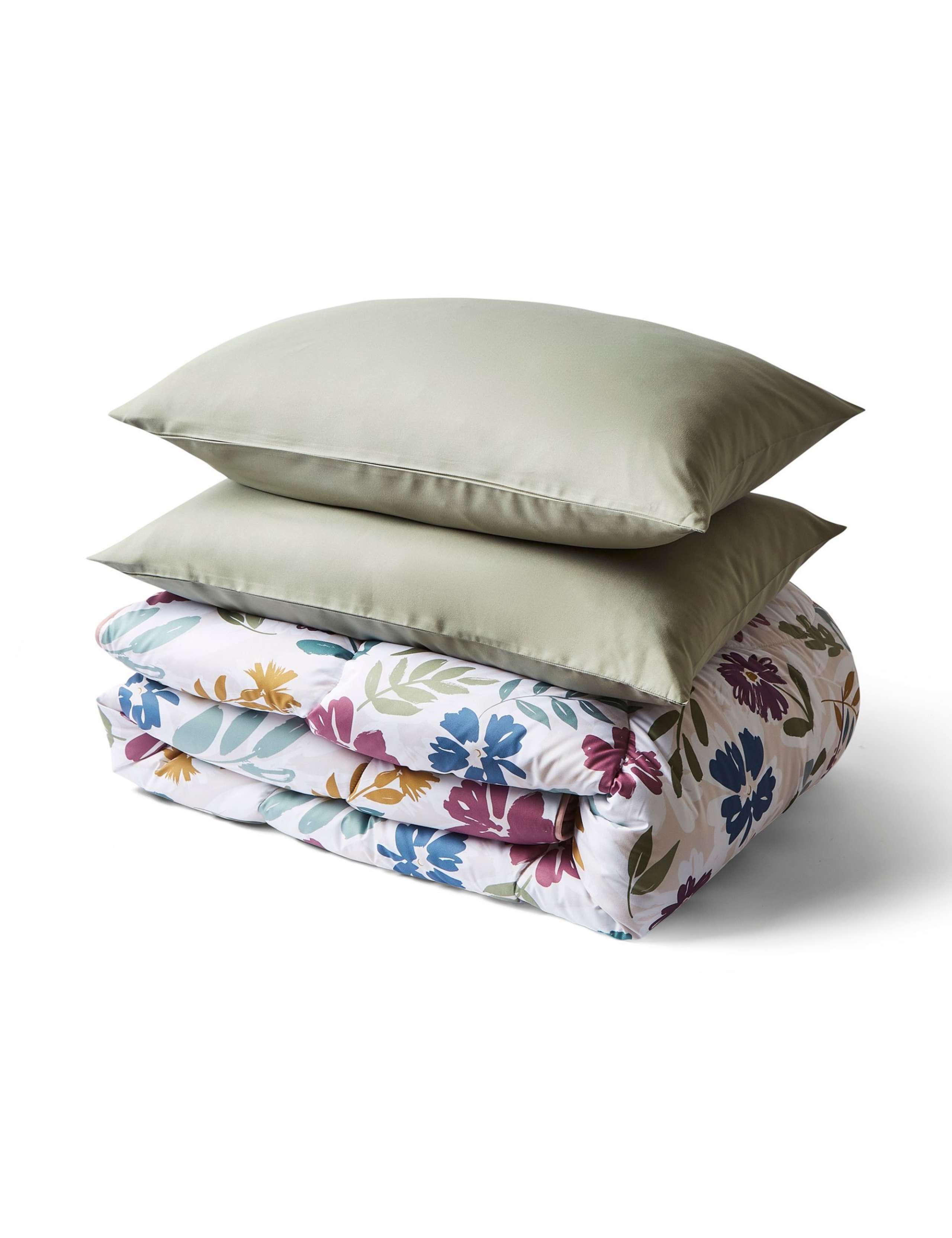 Autumn Meadow 10.5 Tog Coverless Duvet Set 3 of 6