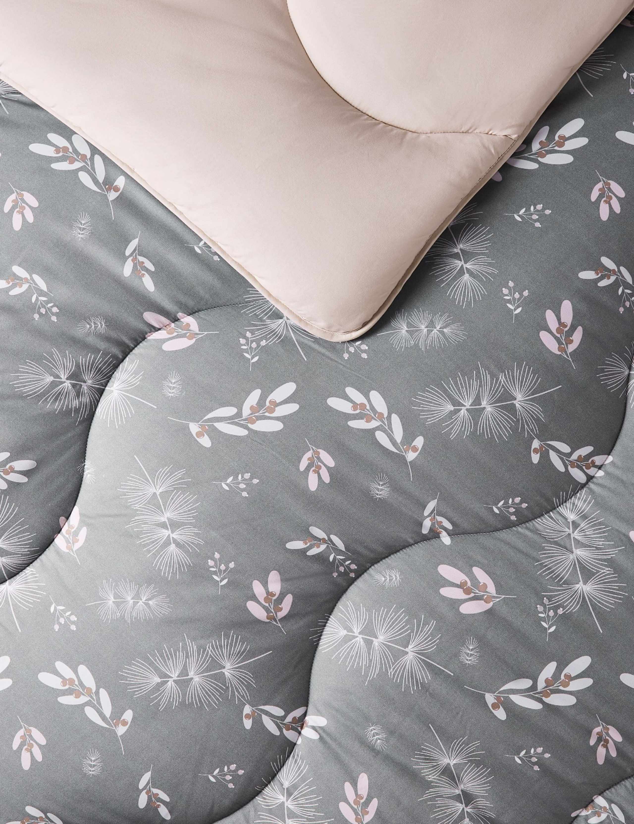 Winter Sprigs 10.5 Tog Coverless Duvet Set 4 of 6