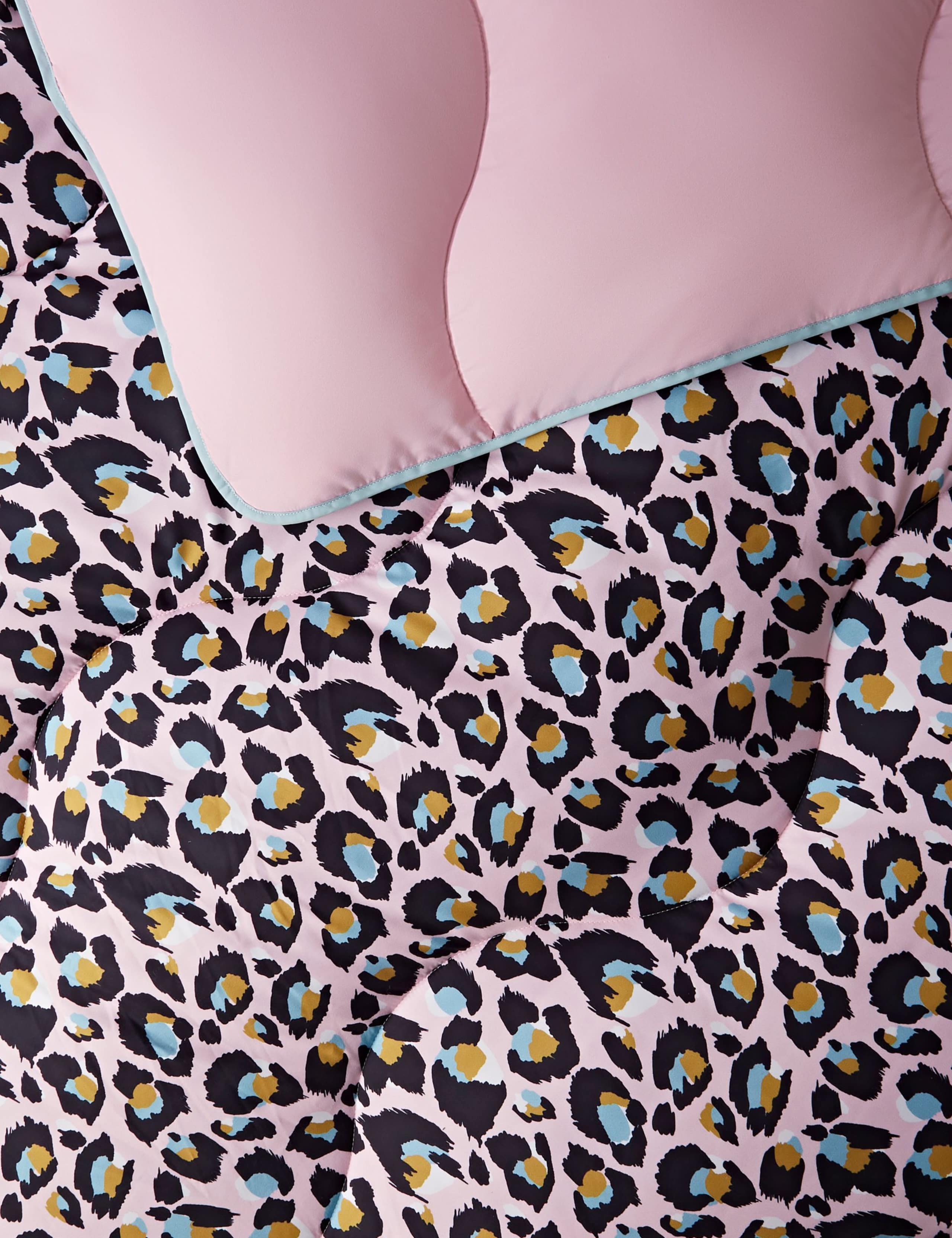 Eleanor Bowmer 10.5 Tog Coverless Duvet Set 3 of 6