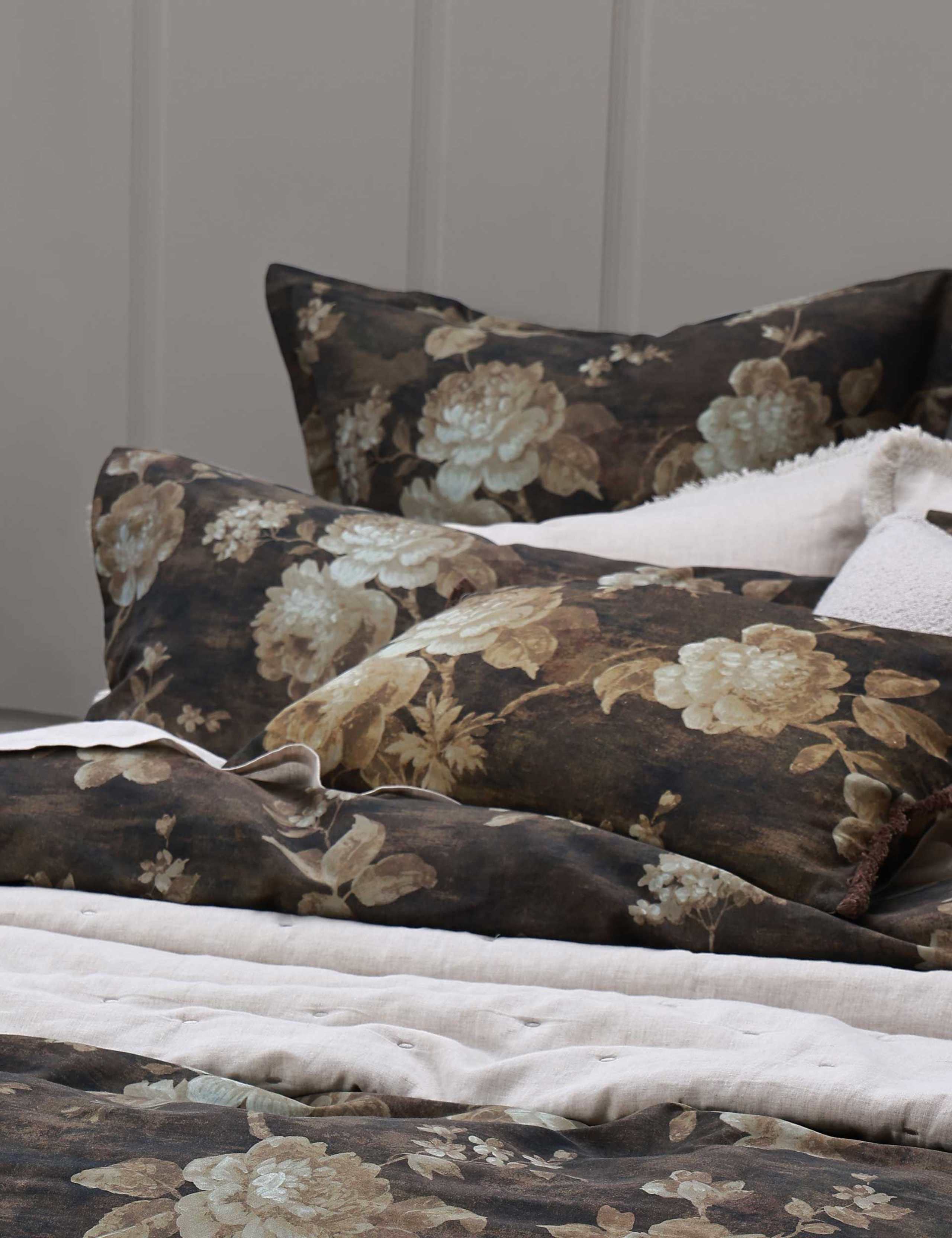 Pure Cotton Desdemona Cushion 2 of 3