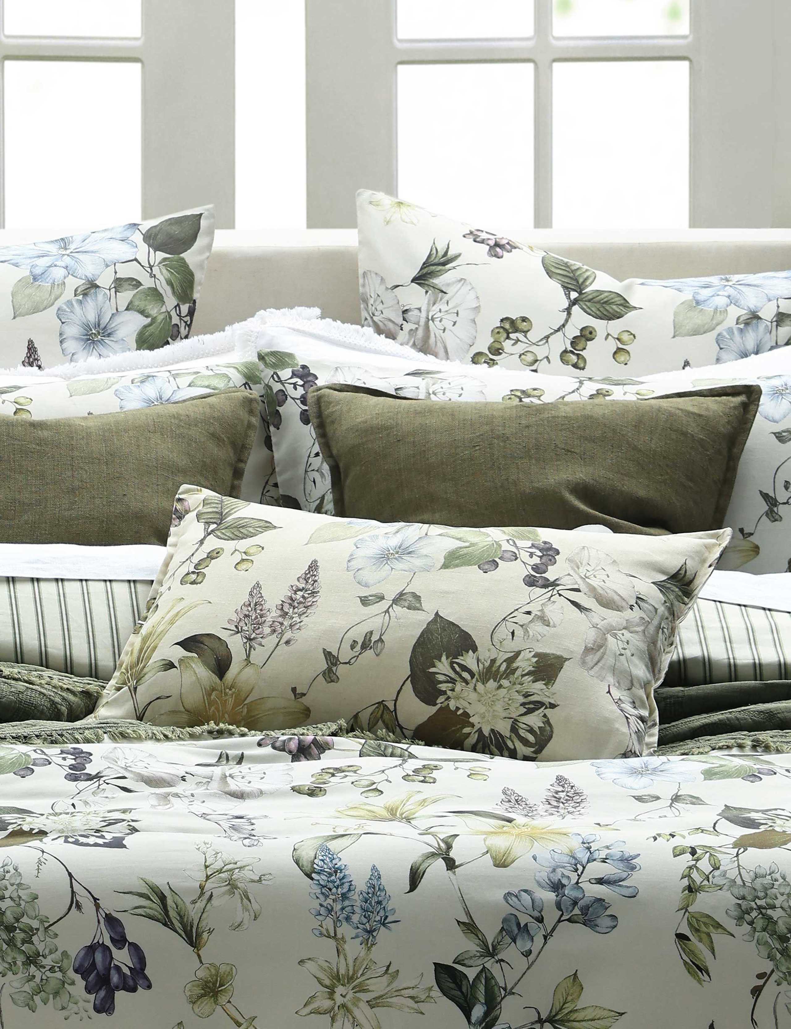 Sanctuary Cushion 2 of 3