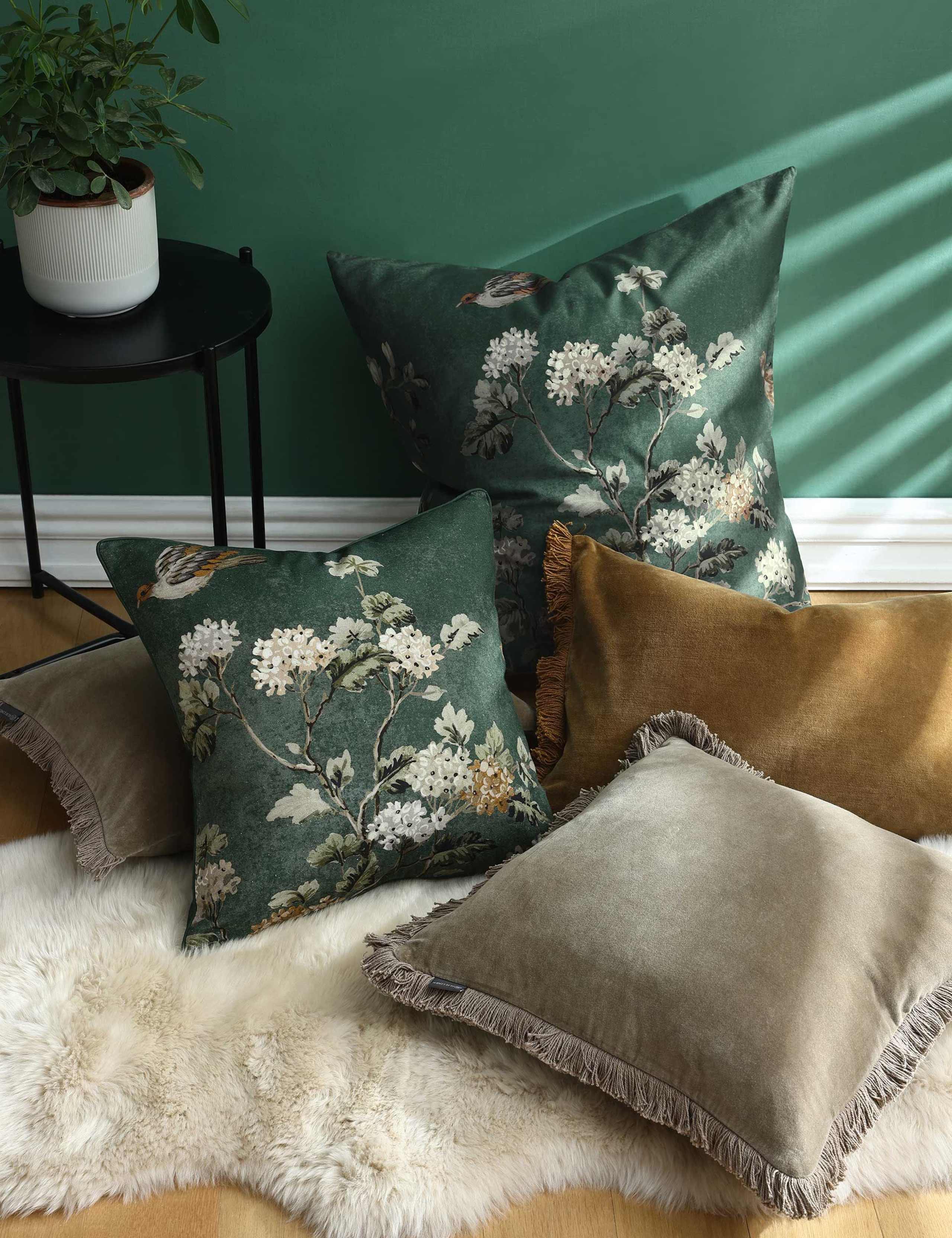 Cotton Linen Blend Zen Piped Cushion 2 of 3