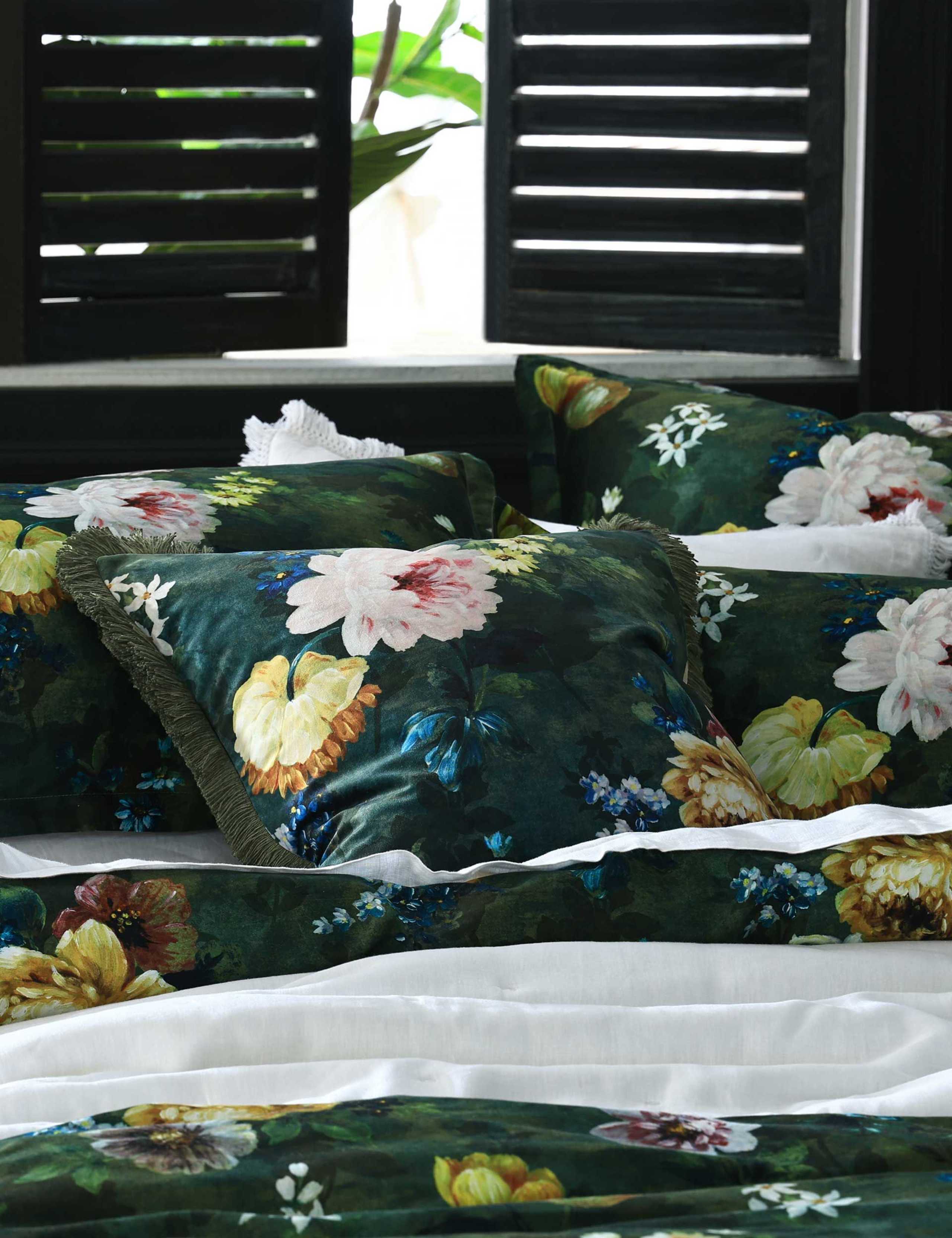 Velvet Lorenza Cushion 3 of 3