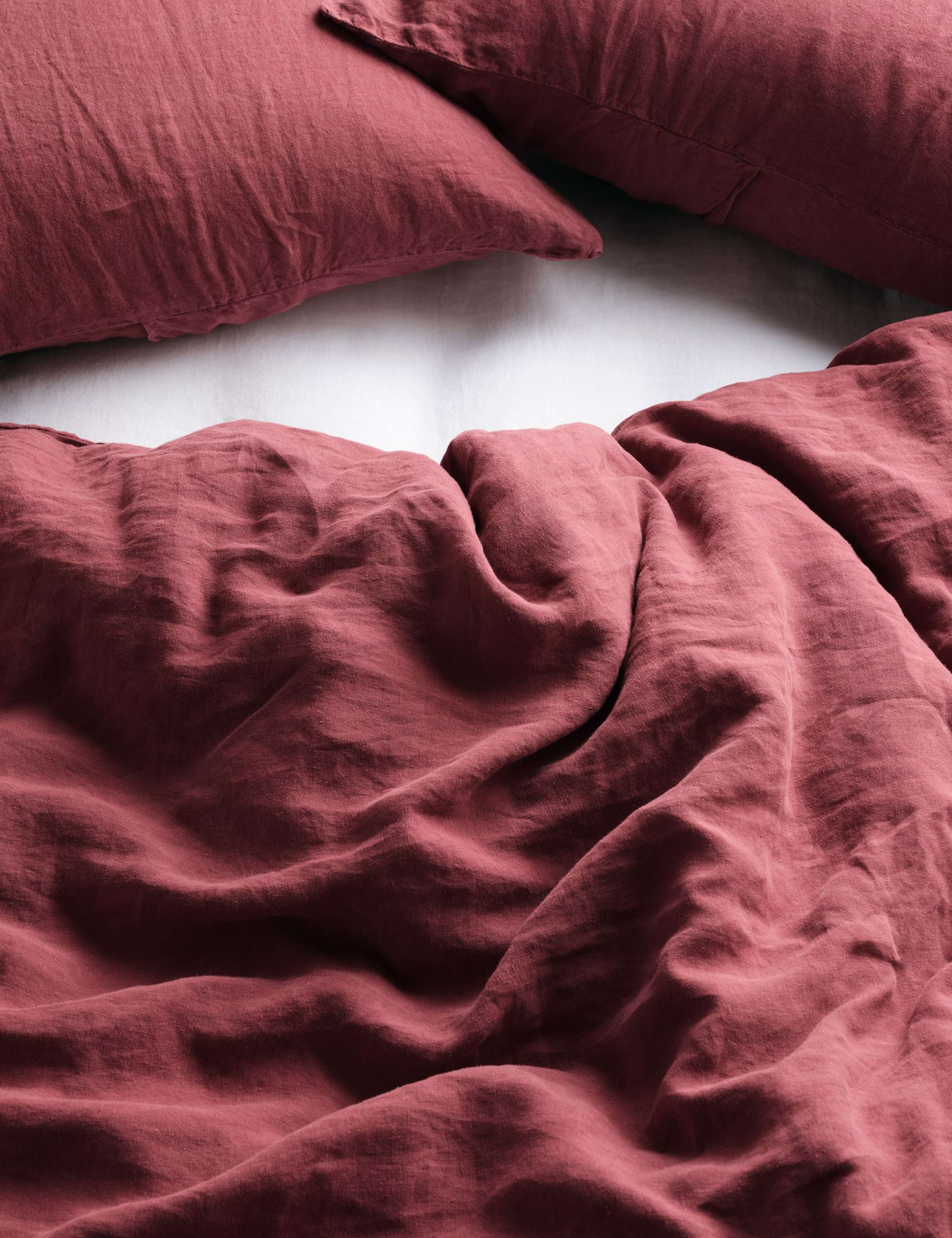 Pure Linen Relaxed Duvet Cover 2 of 4